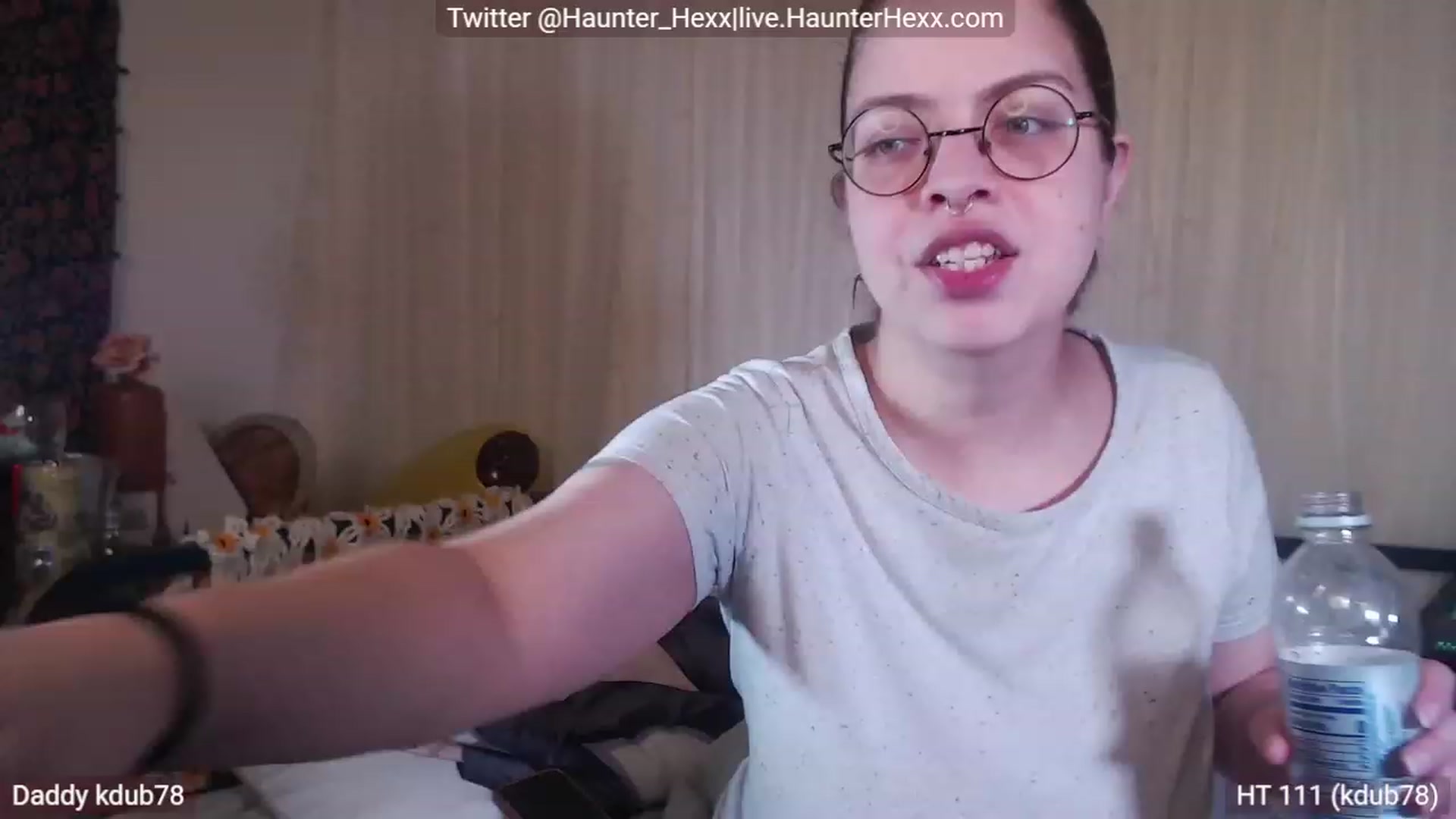 Gallery image thumbnail from Haunter_Hexx's myfreecams stream on, 11/26/2022, 09:09 image 1 of 20