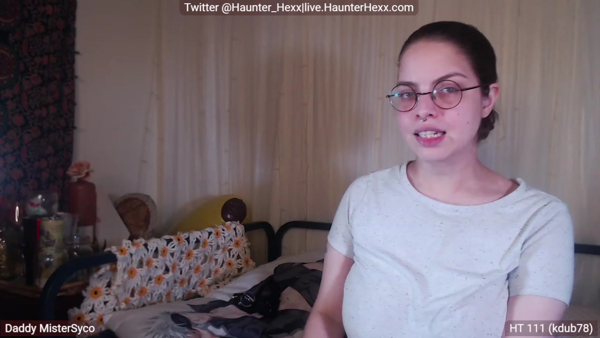 Gallery image thumbnail from Haunter_Hexx's myfreecams stream on, 11/26/2022, 09:09 image 17 of 20