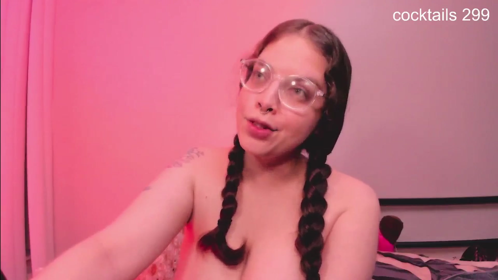 Gallery image thumbnail from Haunter_Hexx's myfreecams stream on, 03/20/2024, 07:43 image 19 of 20