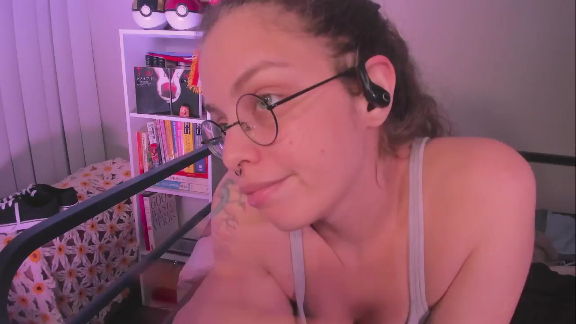 Gallery image thumbnail from Haunter_Hexx's myfreecams stream on, 06/25/2025, 07:25 image 9 of 20