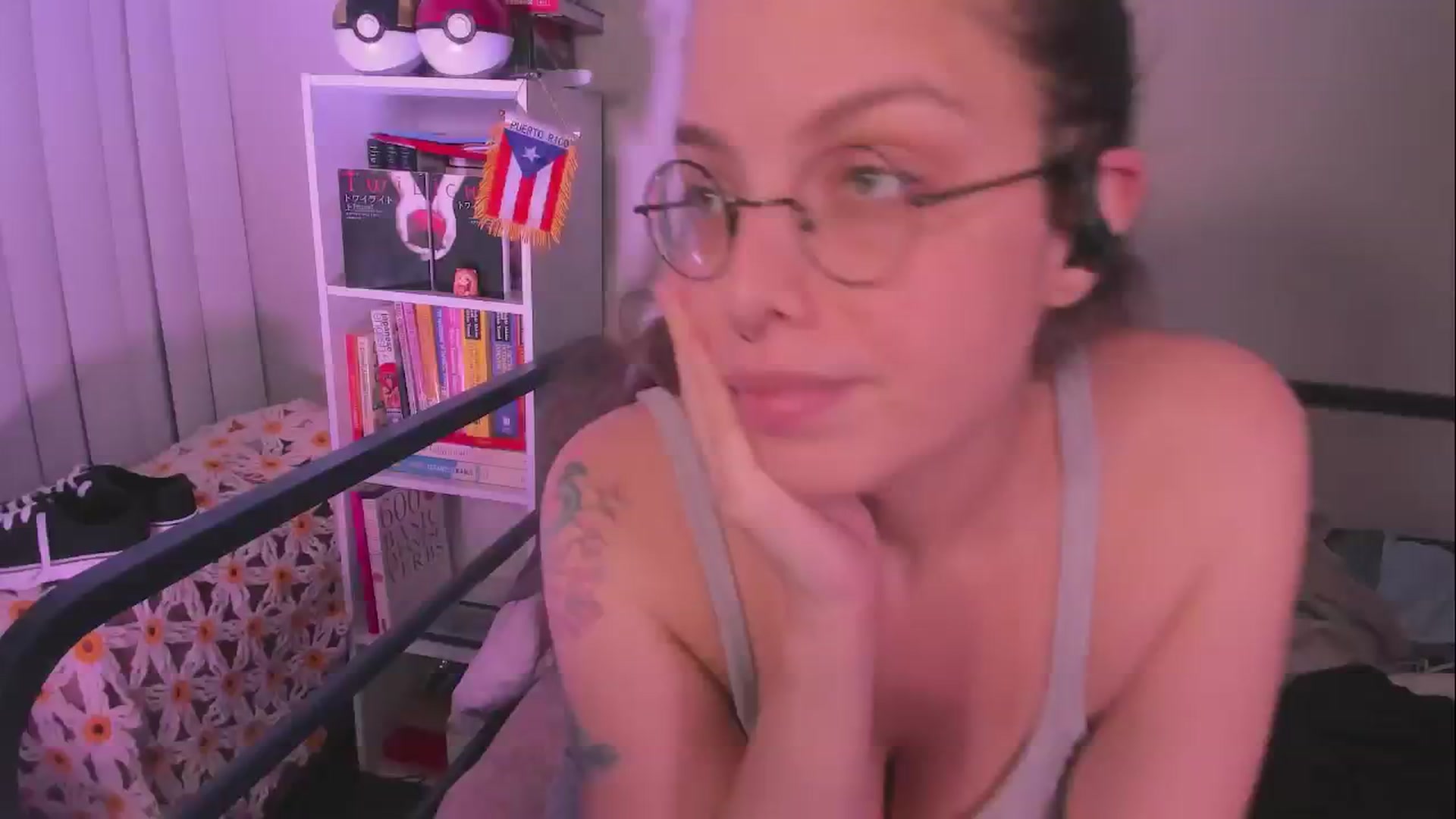 Gallery image thumbnail from Haunter_Hexx's myfreecams stream on, 06/25/2025, 07:25 image 8 of 20