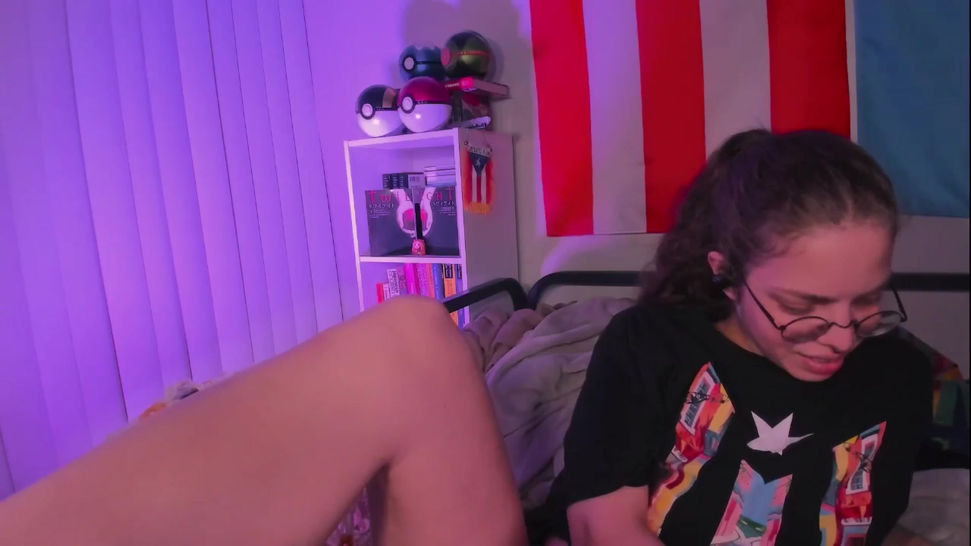 Gallery image thumbnail from Haunter_Hexx's myfreecams stream on, 08/25/2025, 07:37 image 16 of 20