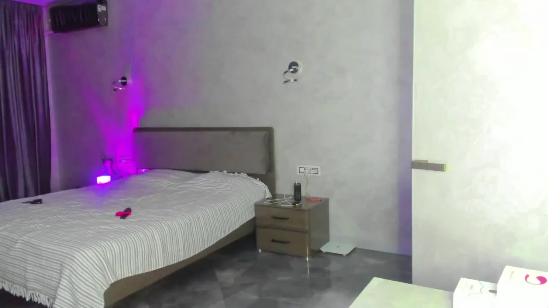 Gallery image thumbnail from HavefunK's myfreecams stream on, 03/14/2025, 18:51 image 11 of 20