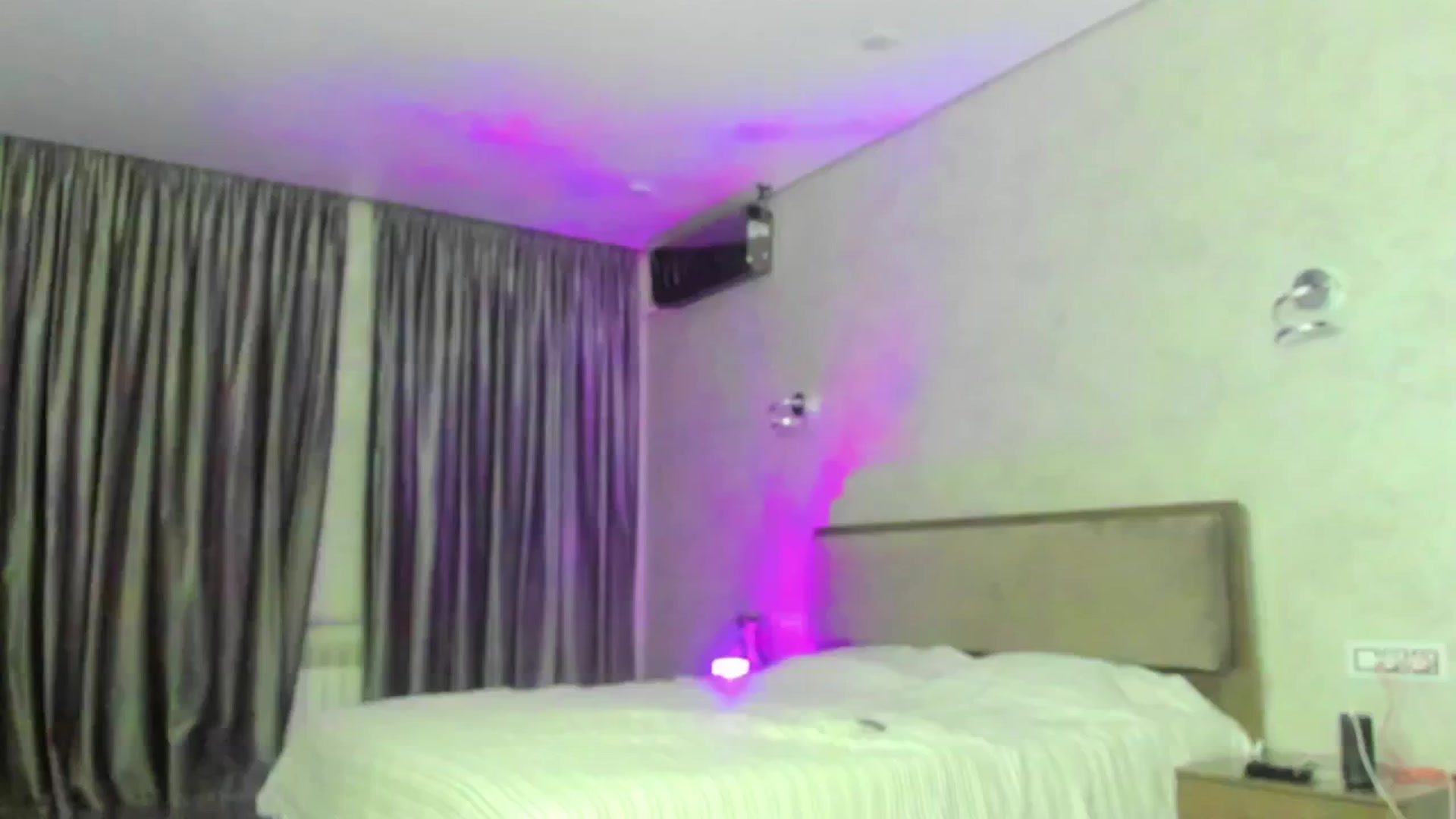 Gallery image thumbnail from HavefunK's myfreecams stream on, 03/15/2025, 18:43 image 18 of 20