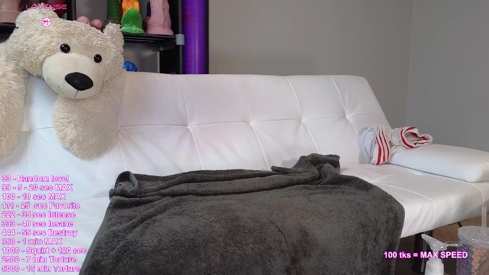 Gallery image thumbnail from HayleeX's myfreecams stream on, 03/30/2026, 13:21 image 6 of 20