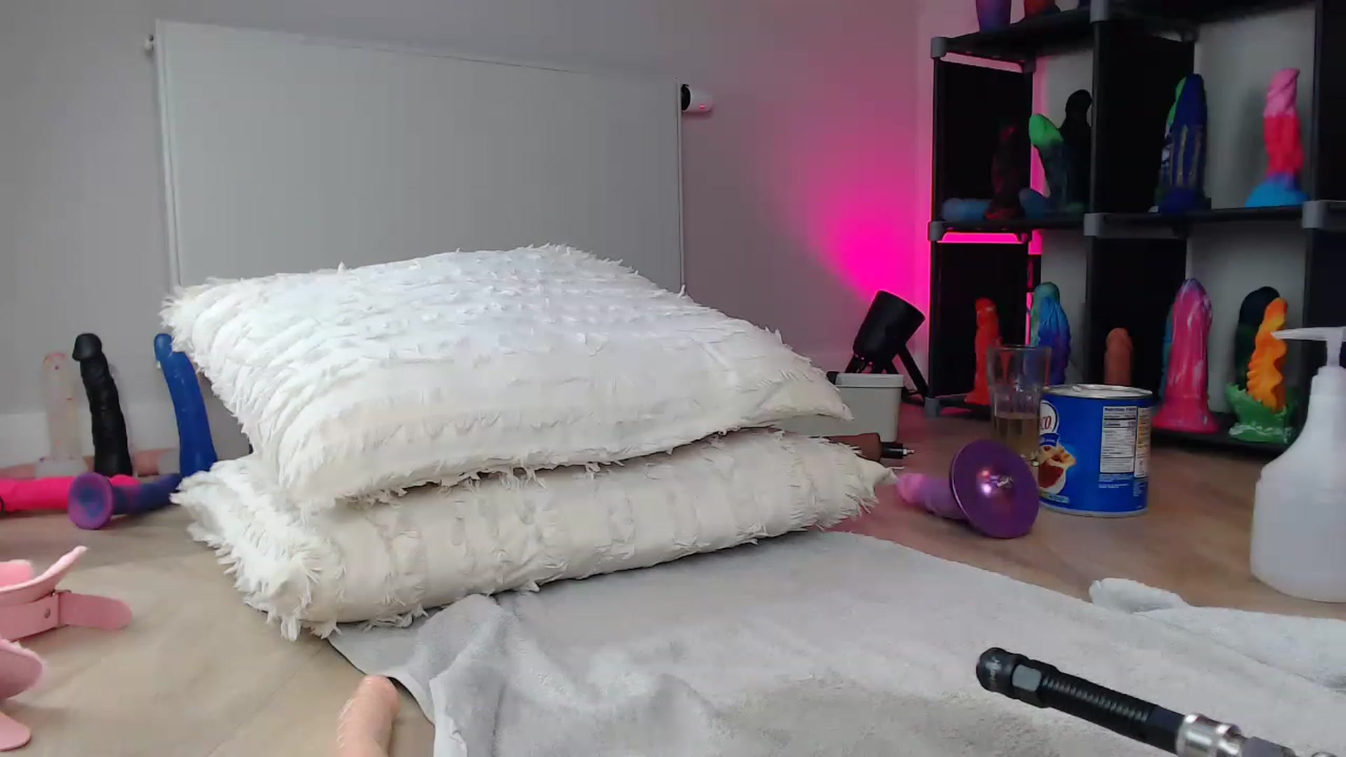 Gallery image thumbnail from Haylee_Love's myfreecams stream on, 12/03/2022, 12:49 image 19 of 20