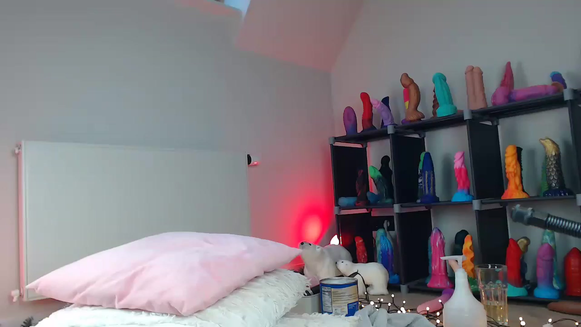 Gallery image thumbnail from Haylee_Love's myfreecams stream on, 12/10/2022, 10:09 image 2 of 20