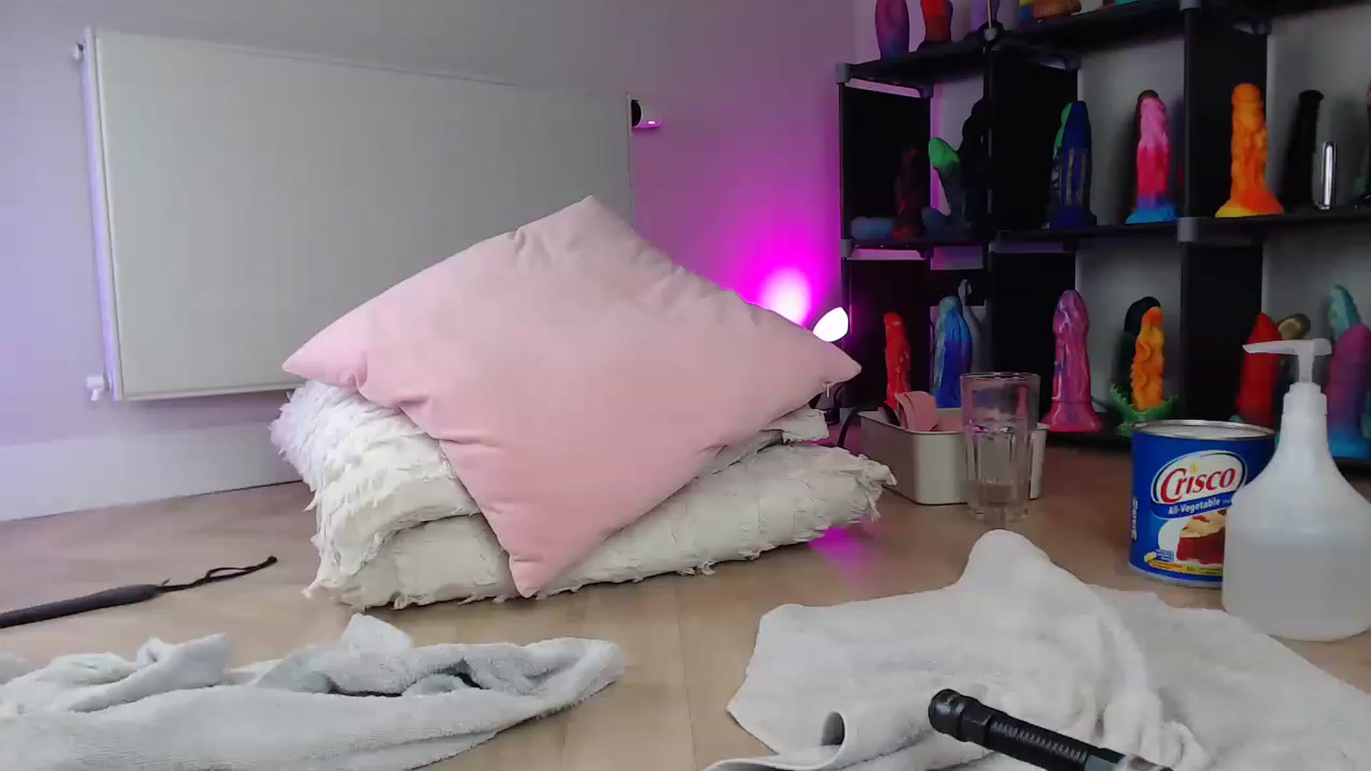 Gallery image thumbnail from Haylee_Love's myfreecams stream on, 02/09/2023, 18:58 image 9 of 20