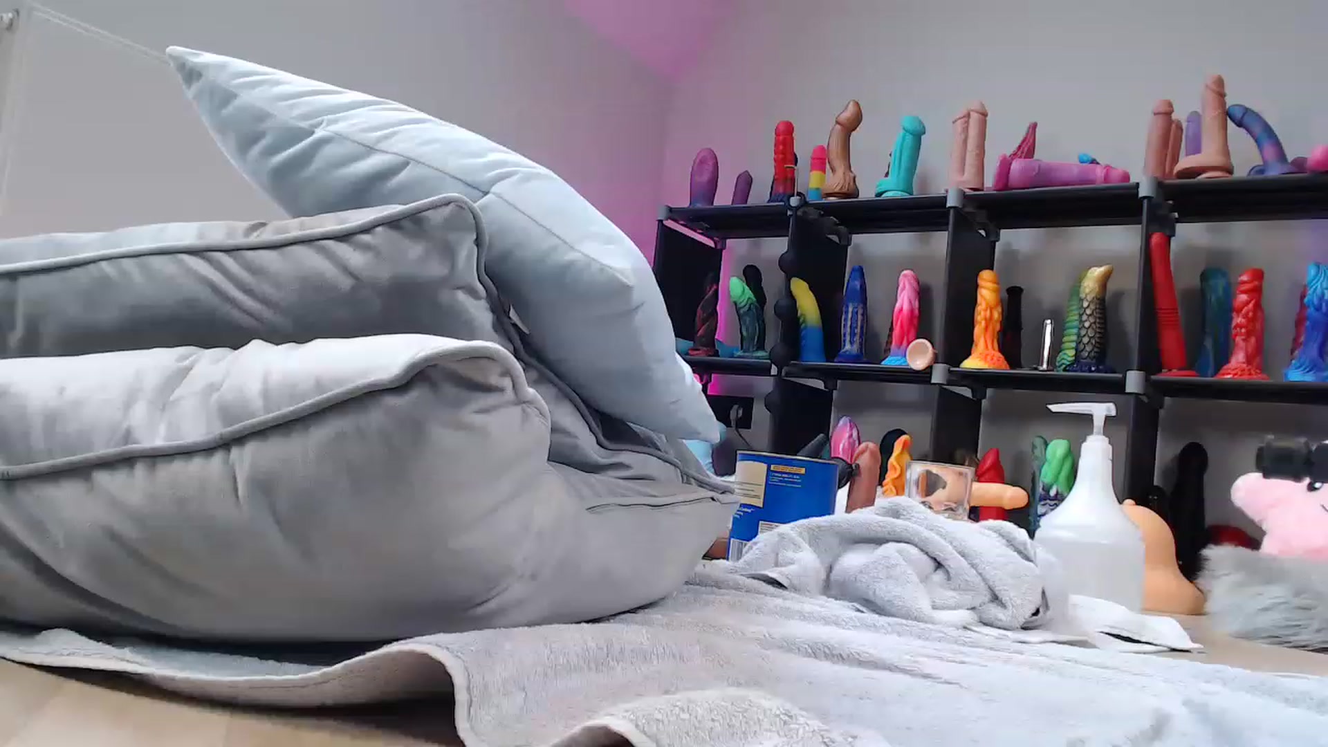 Gallery image thumbnail from Haylee_Love's myfreecams stream on, 03/29/2023, 09:10 image 11 of 20