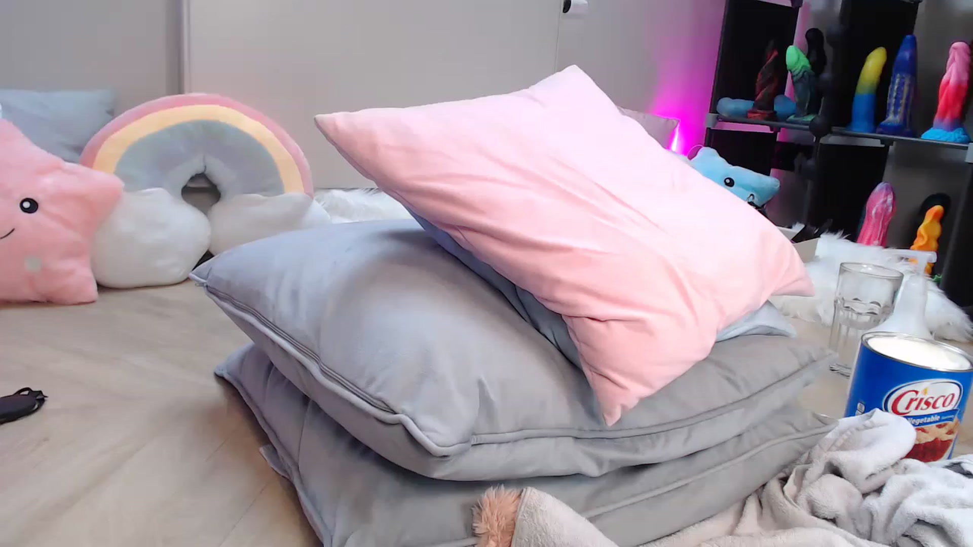 Gallery image thumbnail from Haylee_Love's myfreecams stream on, 05/14/2023, 14:06 image 12 of 20