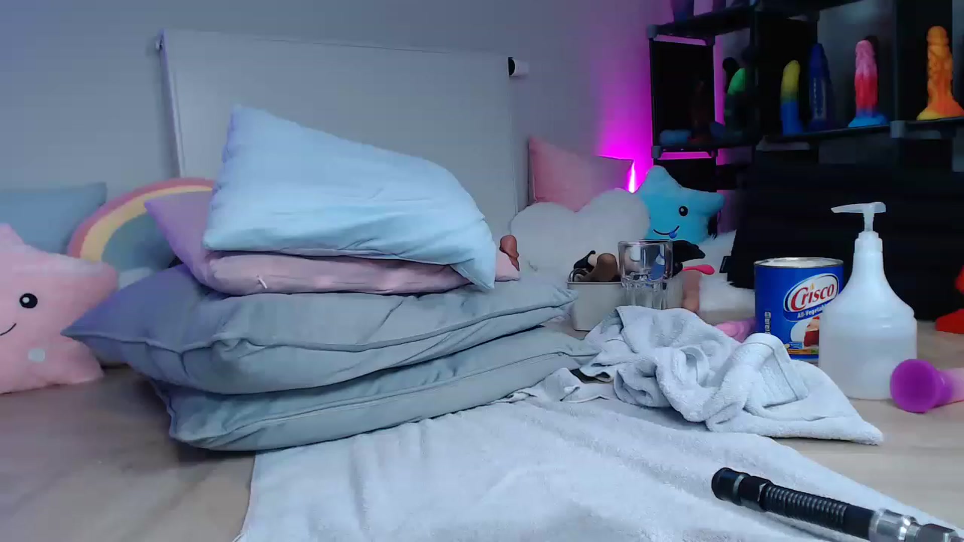 Gallery image thumbnail from Haylee_Love's myfreecams stream on, 06/05/2023, 19:09 image 7 of 20