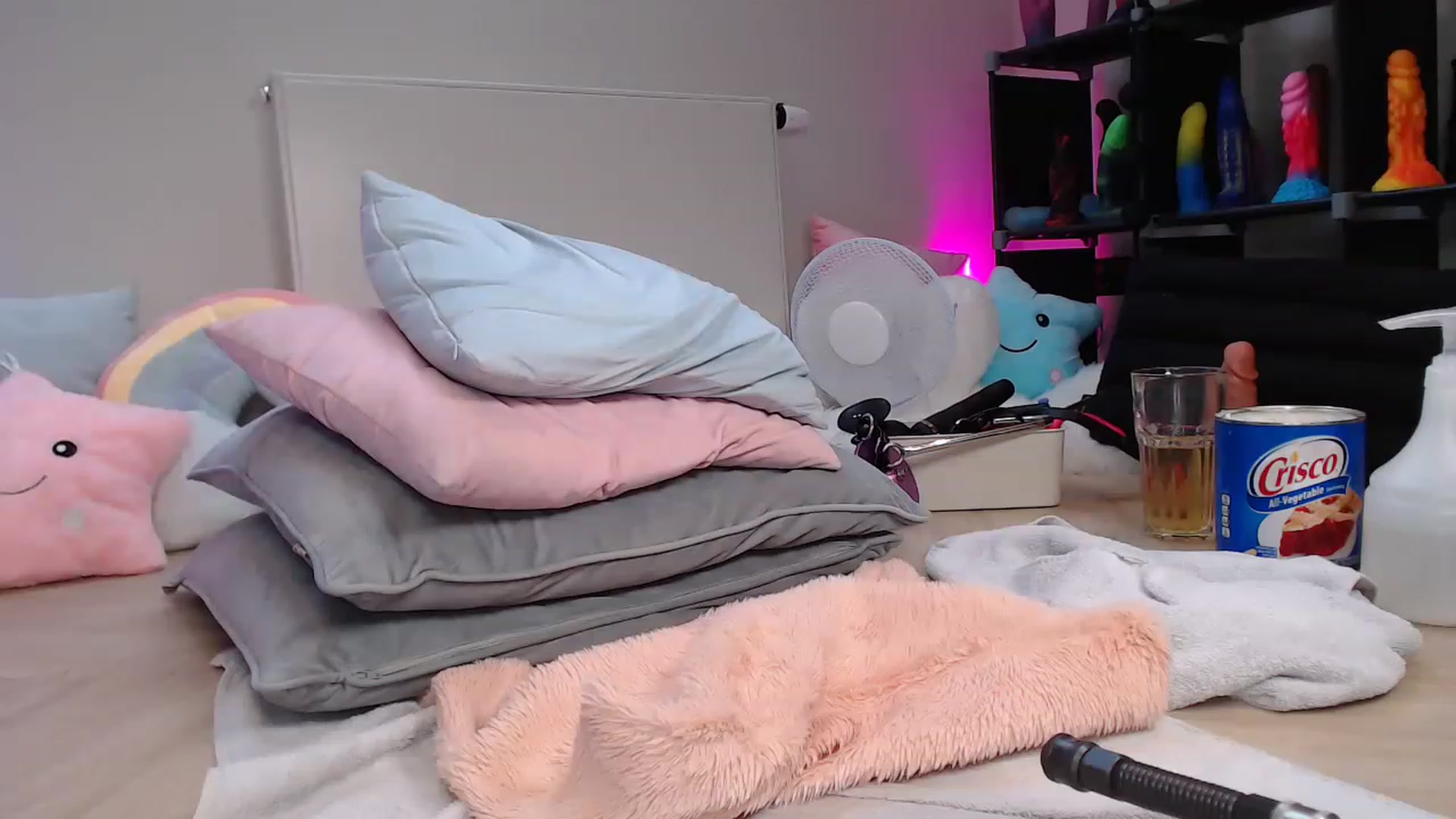 Gallery image thumbnail from Haylee_Love's myfreecams stream on, 06/13/2023, 10:28 image 7 of 20