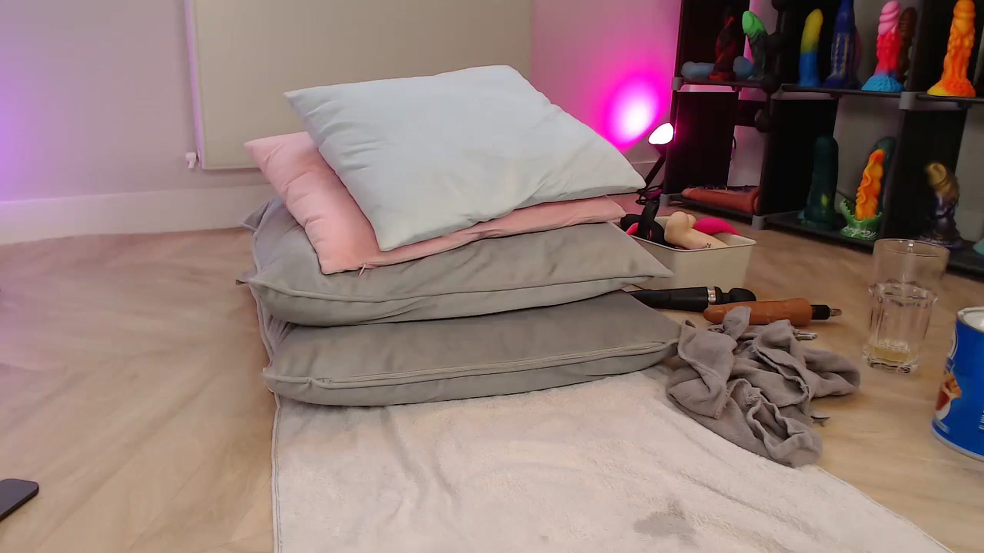 Gallery image thumbnail from Haylee_Love's myfreecams stream on, 07/07/2023, 09:02 image 15 of 20