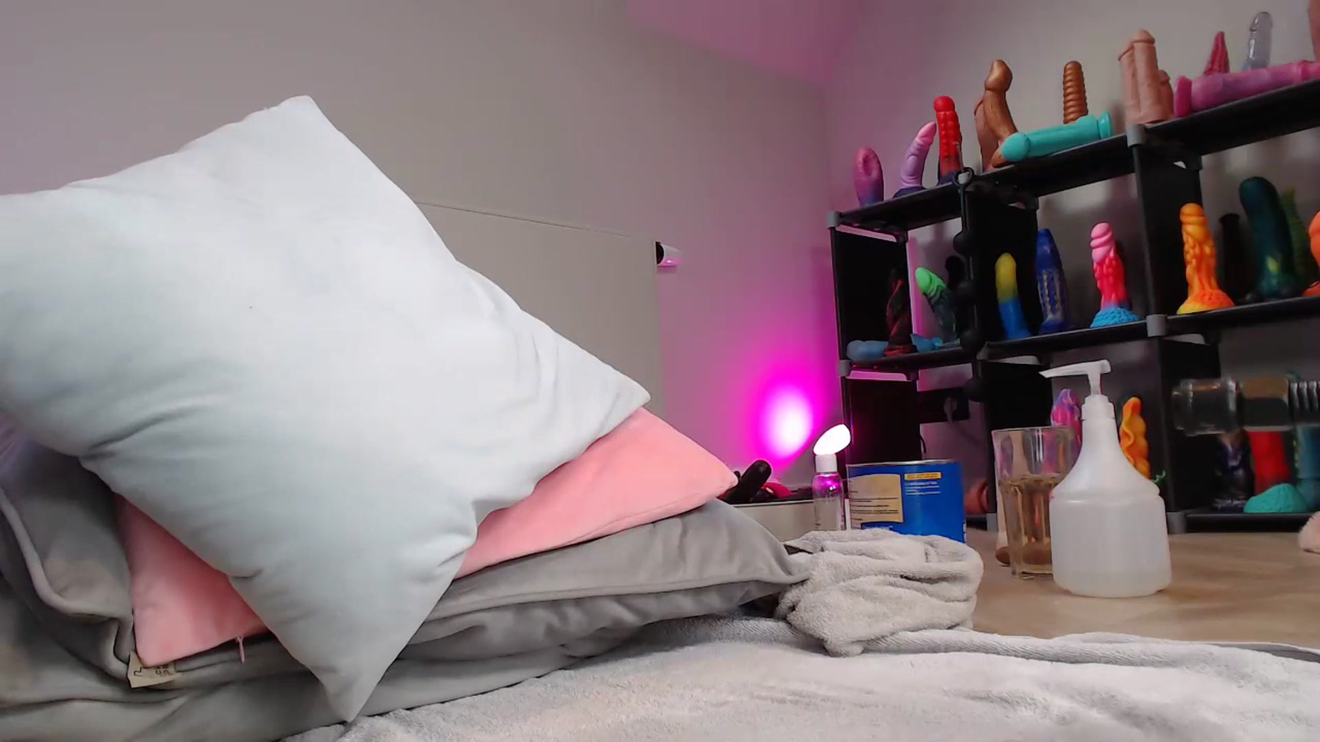 Gallery image thumbnail from Haylee_Love's myfreecams stream on, 07/13/2023, 17:58 image 7 of 20