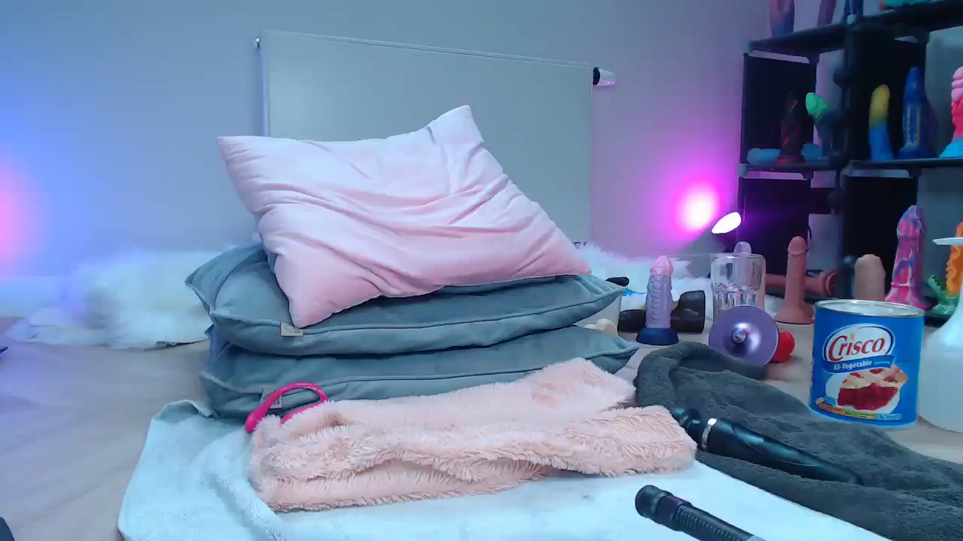 Gallery image thumbnail from Haylee_Love's myfreecams stream on, 07/23/2023, 11:01 image 8 of 20