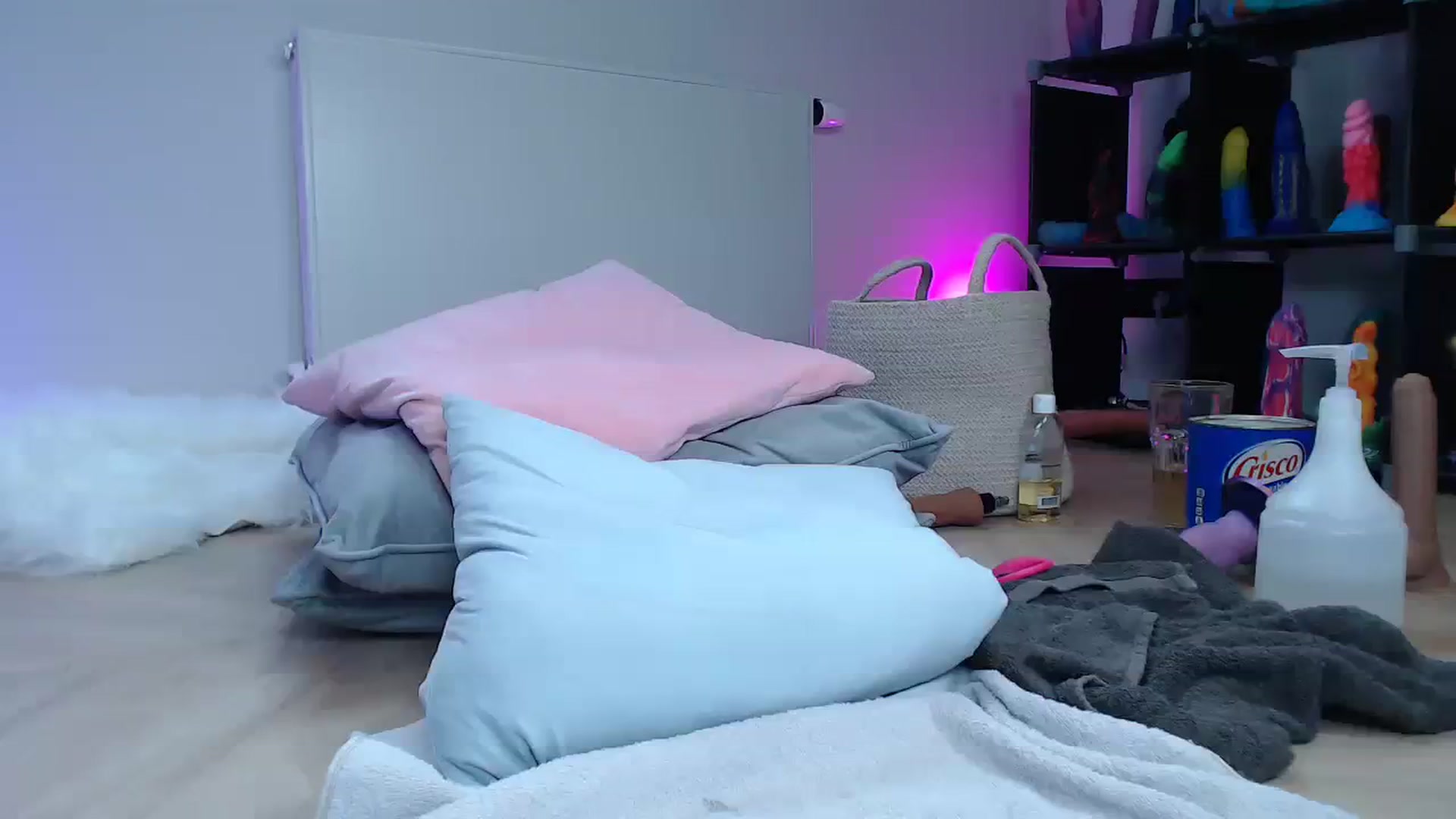 Gallery image thumbnail from Haylee_Love's myfreecams stream on, 08/05/2023, 11:36 image 19 of 20