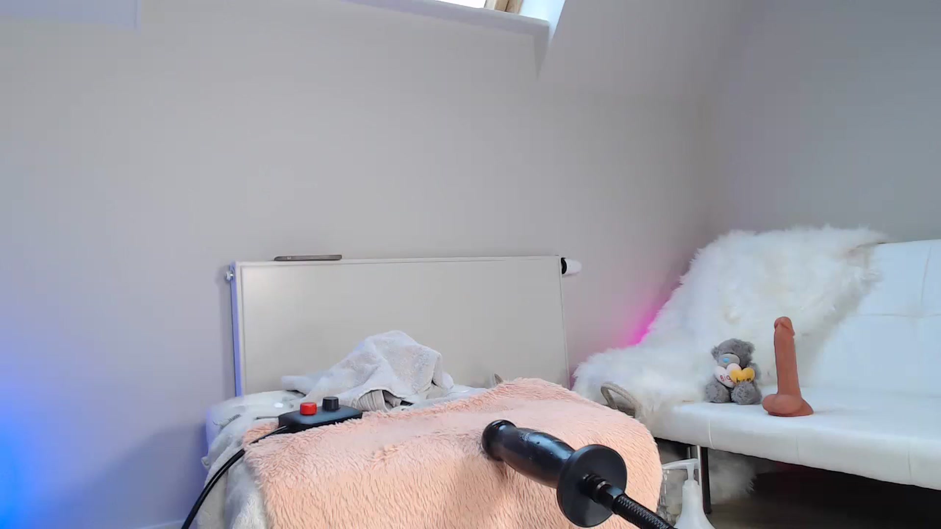 Gallery image thumbnail from Haylee_Love's myfreecams stream on, 10/23/2023, 14:22 image 7 of 20