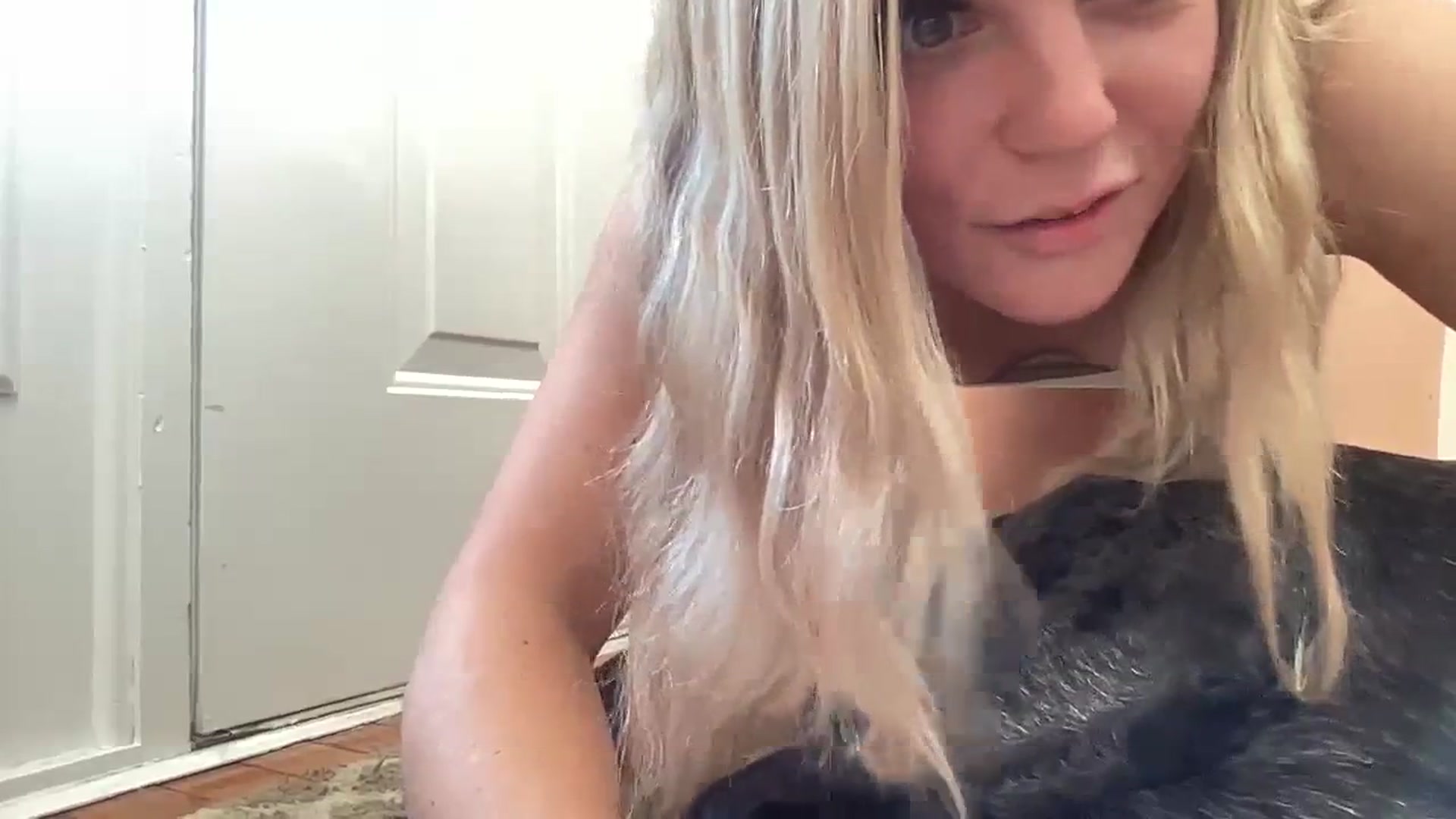 Gallery image thumbnail from Hayleebaby's myfreecams stream on, 11/05/2023, 19:16 image 15 of 20