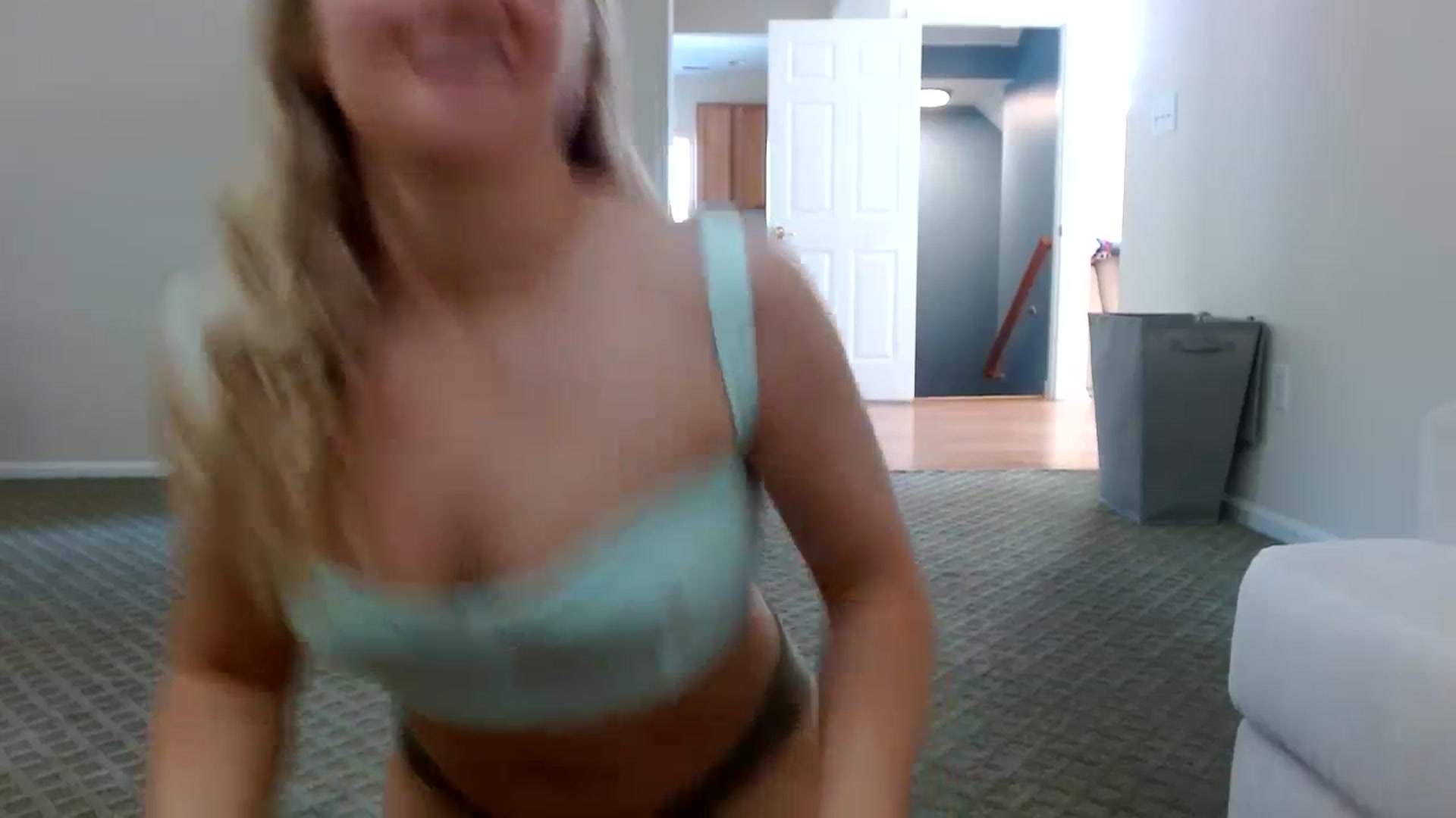 Gallery image thumbnail from Hayleebaby's myfreecams stream on, 11/06/2023, 18:09 image 11 of 20