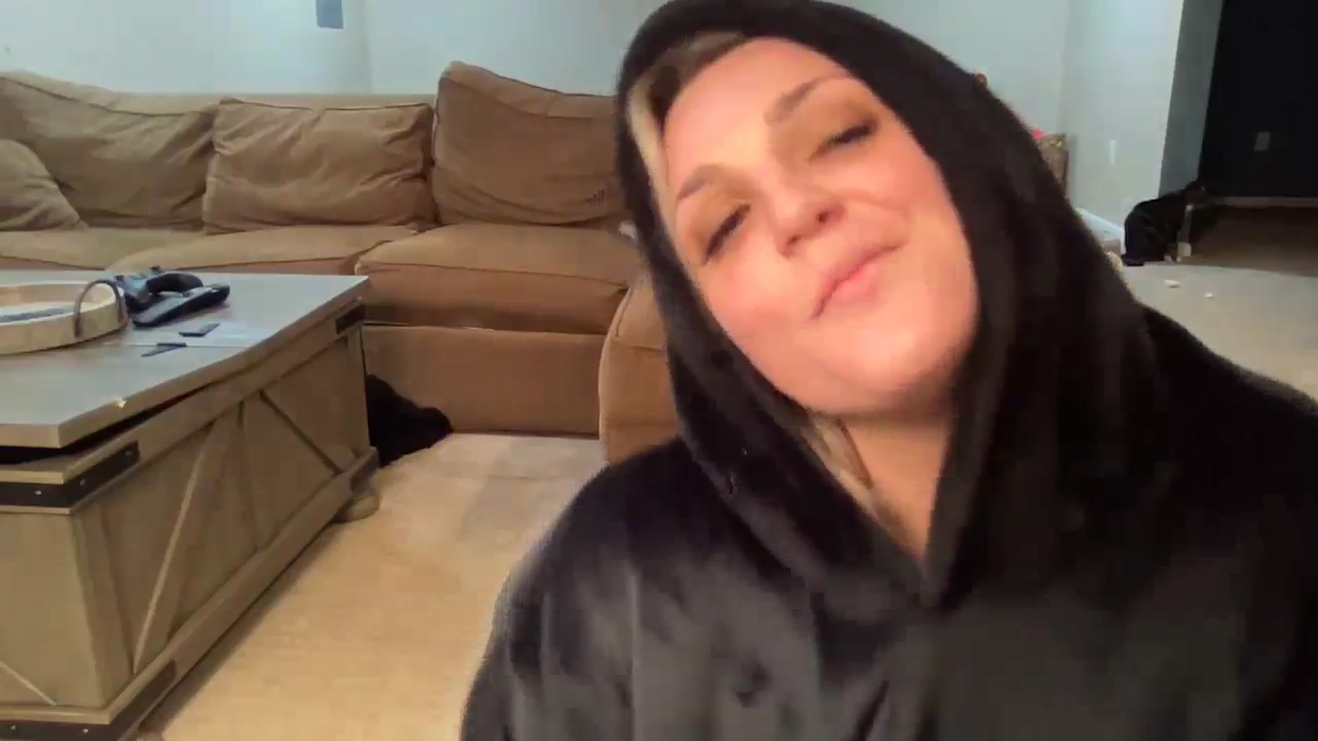 Gallery image thumbnail from Hayleebaby's myfreecams stream on, 11/14/2023, 06:53 image 18 of 20