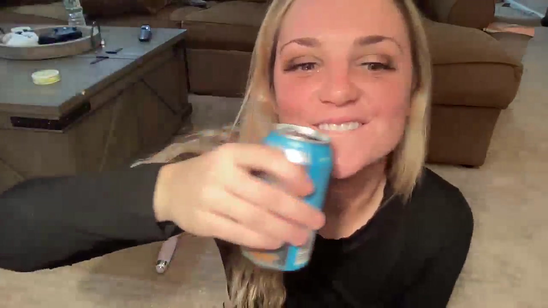 Gallery image thumbnail from Hayleebaby's myfreecams stream on, 11/19/2023, 06:59 image 2 of 20