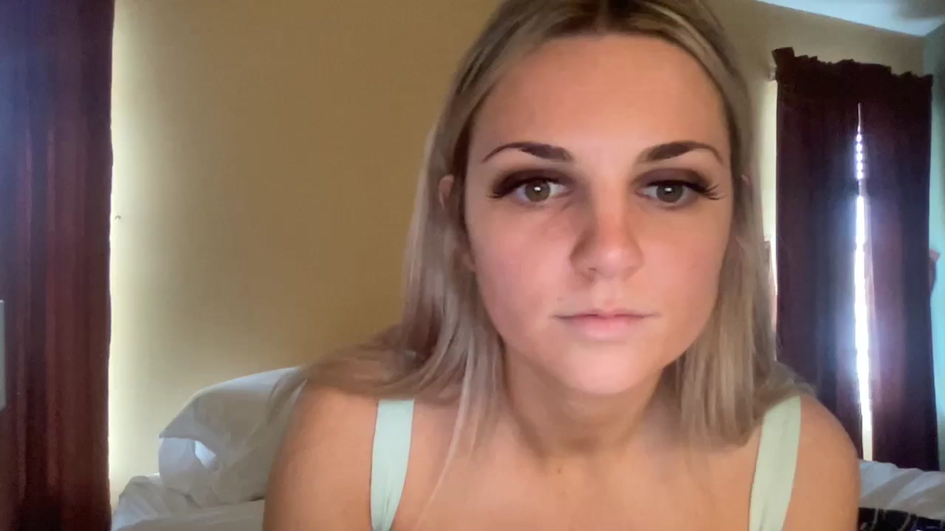 Gallery image thumbnail from Hayleebaby's myfreecams stream on, 12/11/2023, 18:03 image 20 of 20