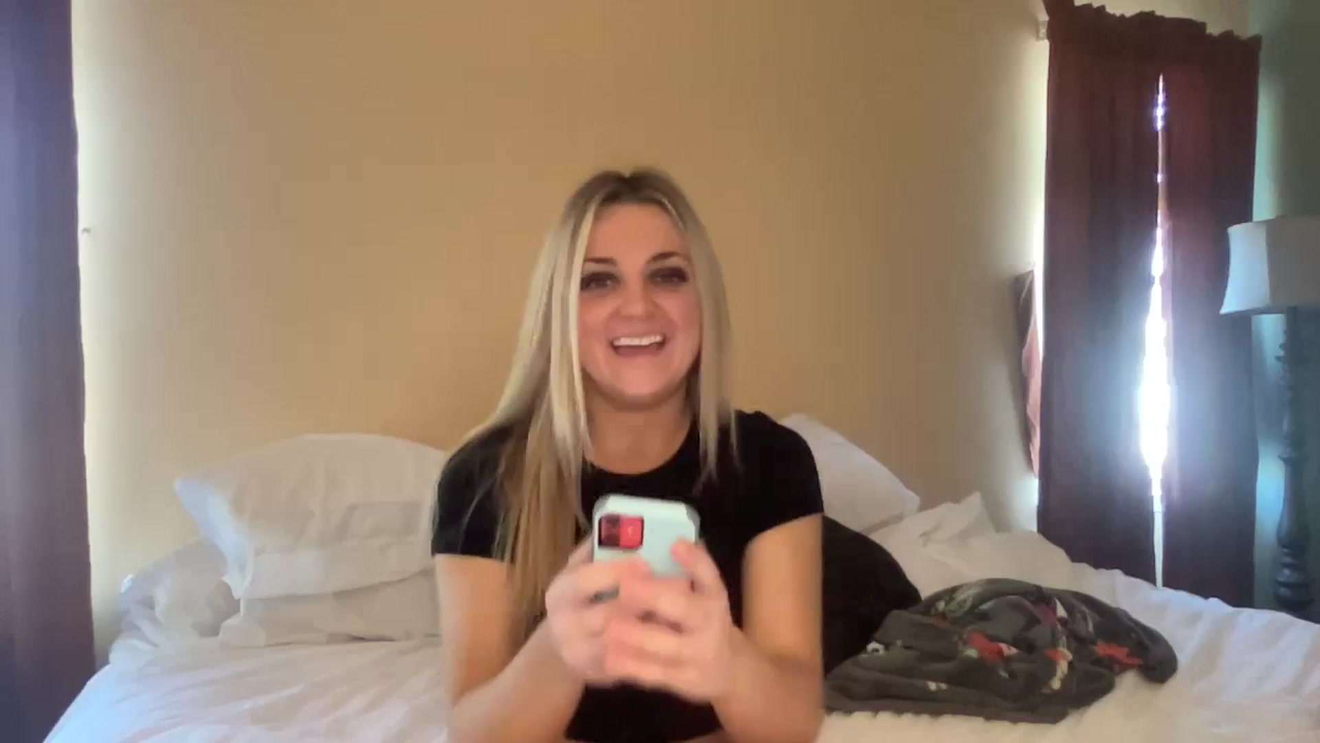 Gallery image thumbnail from Hayleebaby's myfreecams stream on, 12/20/2023, 19:08 image 1 of 20