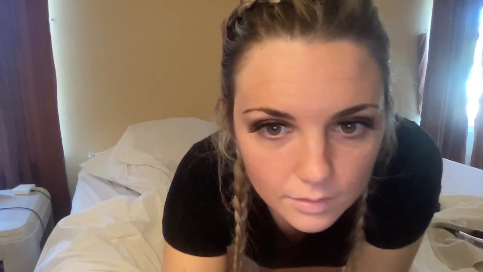 Gallery image thumbnail from Hayleebaby's myfreecams stream on, 12/29/2023, 19:42 image 18 of 20