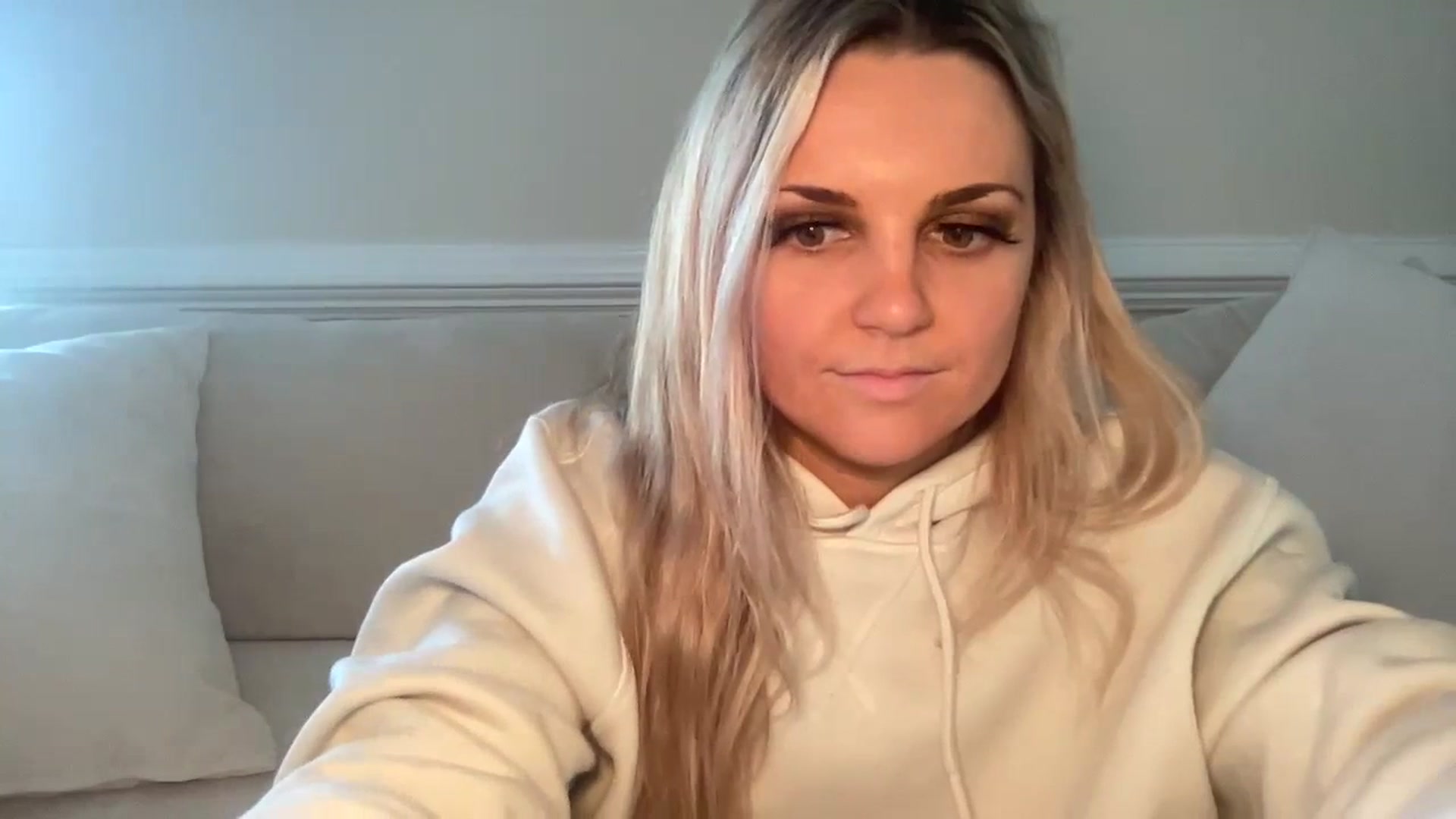 Gallery image thumbnail from Hayleebaby's myfreecams stream on, 01/03/2024, 20:30 image 3 of 20