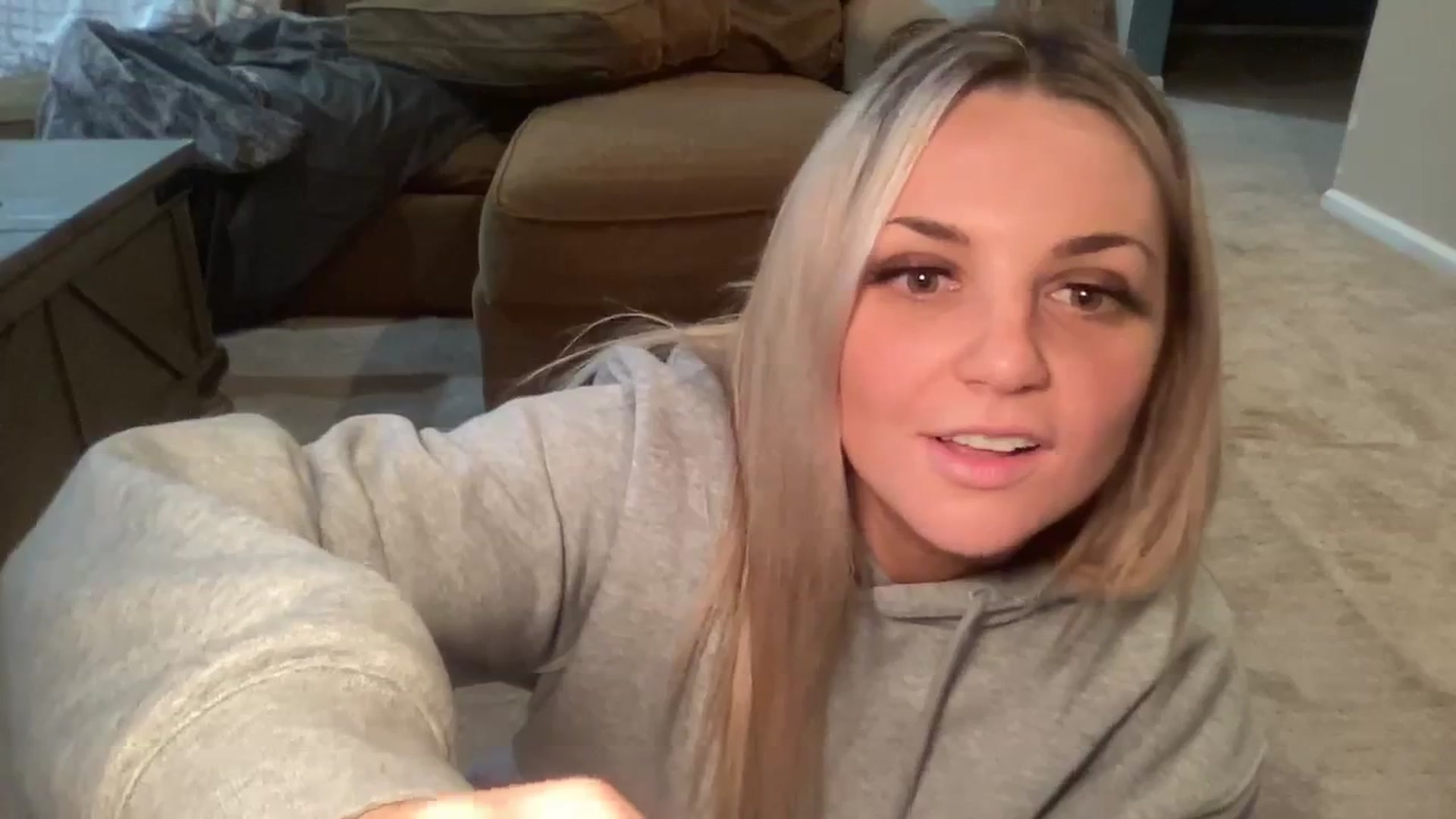Gallery image thumbnail from Hayleebaby's myfreecams stream on, 01/06/2024, 07:50 image 20 of 20