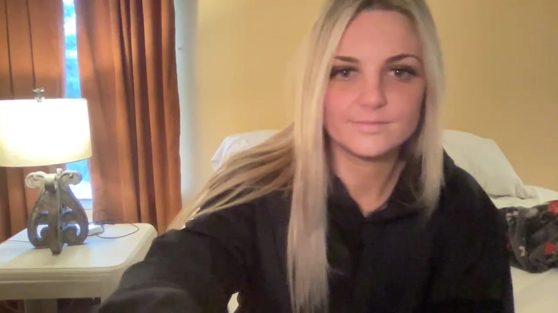 Gallery image thumbnail from Hayleebaby's myfreecams stream on, 01/09/2024, 20:22 image 4 of 20