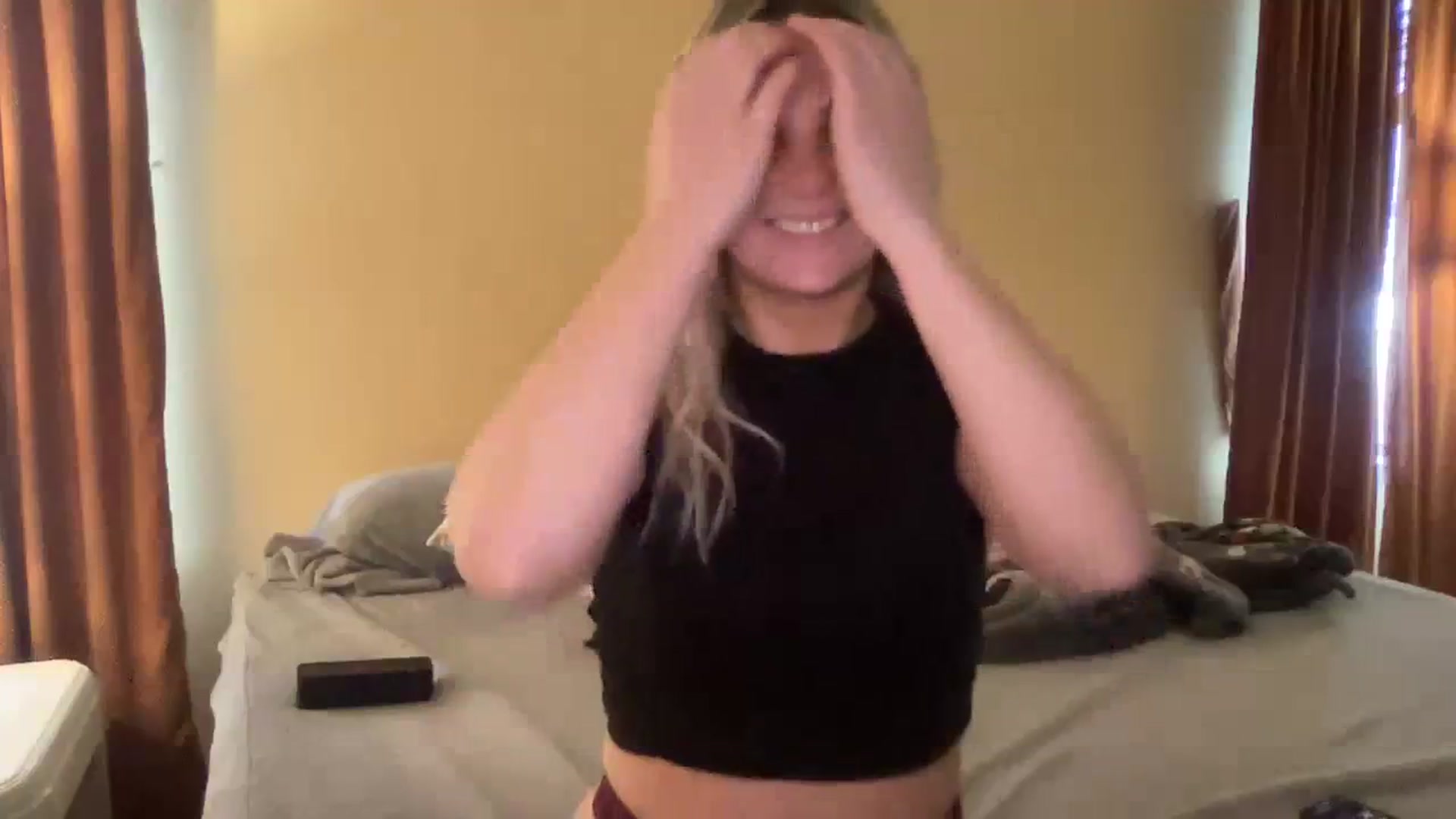 Gallery image thumbnail from Hayleebaby's myfreecams stream on, 01/16/2024, 18:34 image 3 of 20