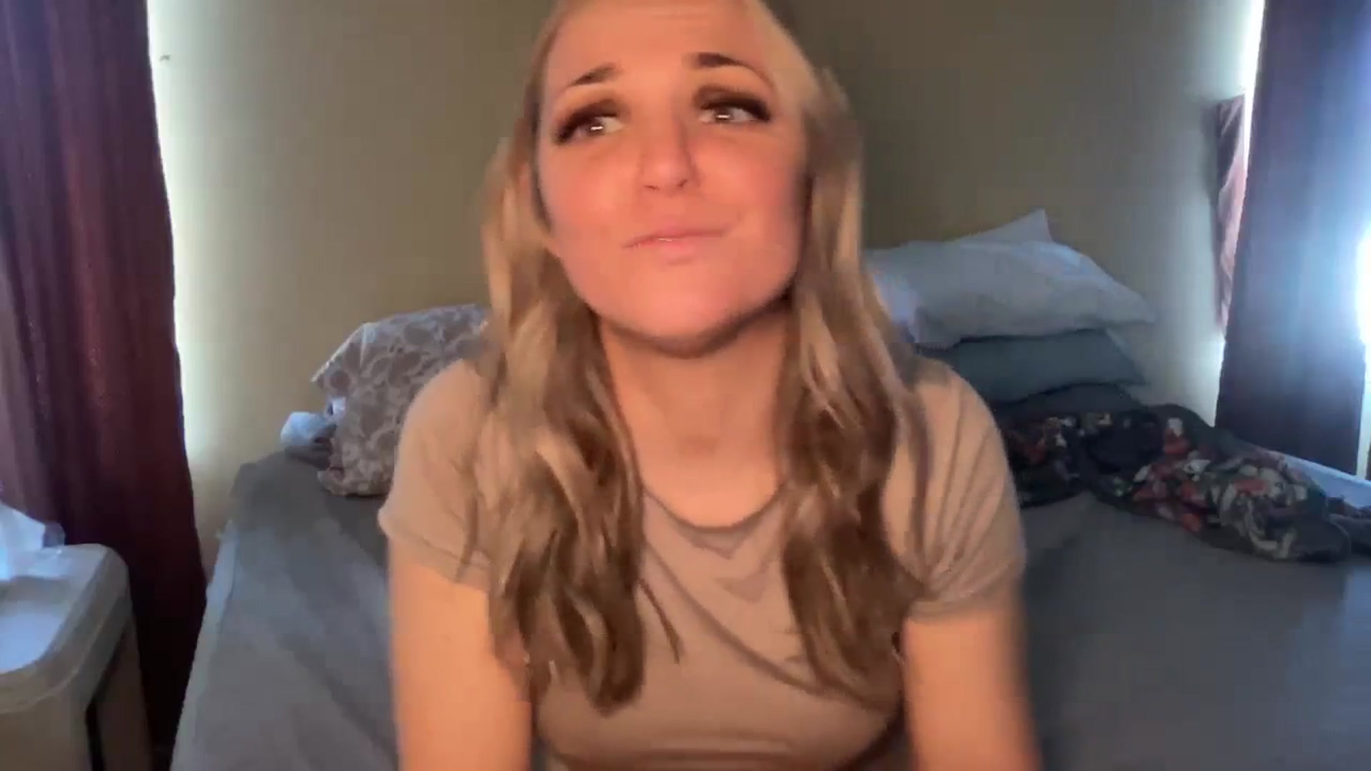 Gallery image thumbnail from Hayleebaby's myfreecams stream on, 01/22/2024, 20:31 image 4 of 20