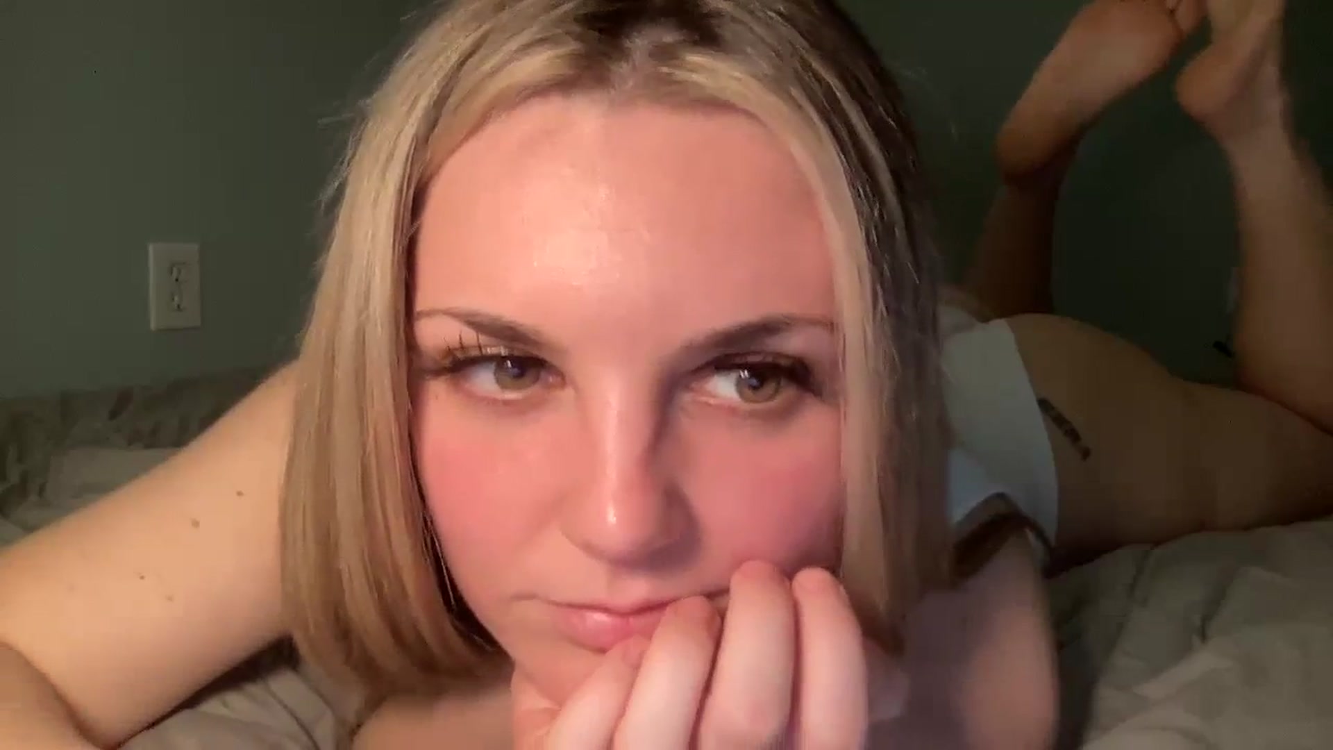 Gallery image thumbnail from Hayleebaby's myfreecams stream on, 02/09/2024, 01:09 image 11 of 20