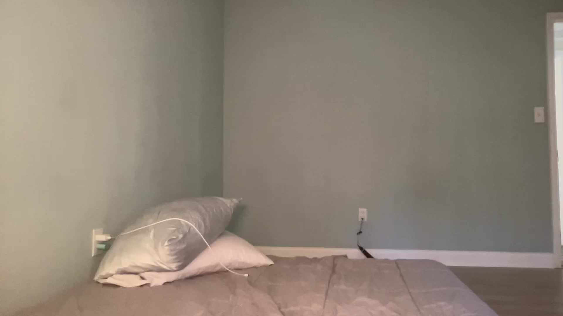 Gallery image thumbnail from Hayleebaby's myfreecams stream on, 03/29/2024, 15:50 image 1 of 20