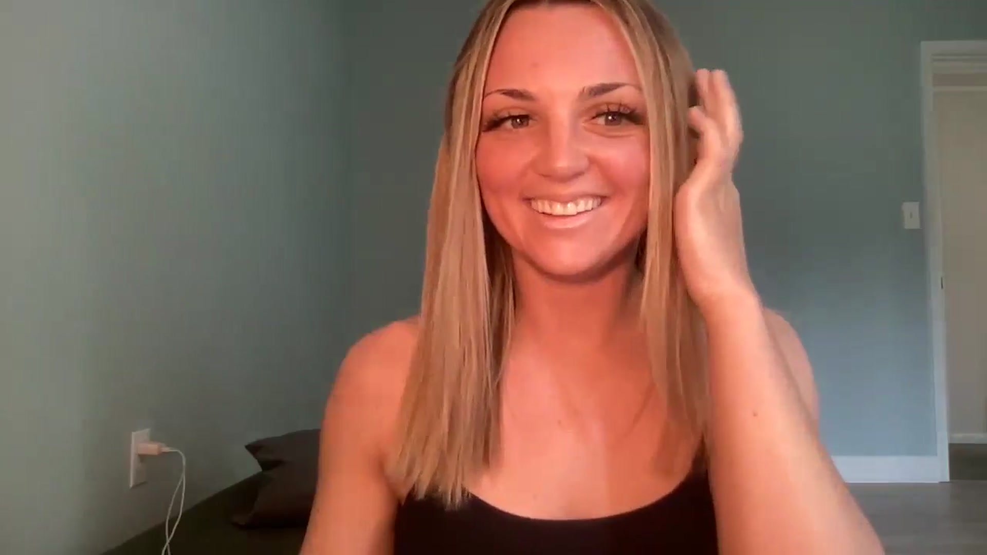 Gallery image thumbnail from Hayleebaby's myfreecams stream on, 05/15/2024, 16:49 image 4 of 20