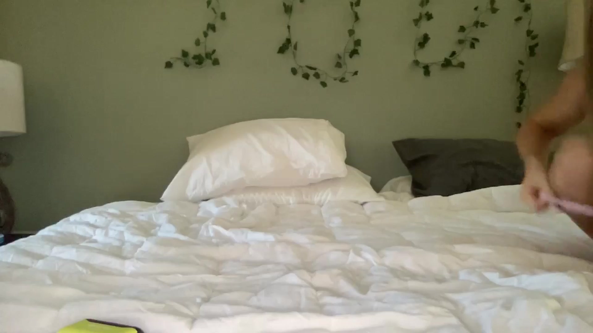 Gallery image thumbnail from Hayleebaby's myfreecams stream on, 08/28/2024, 16:42 image 15 of 20