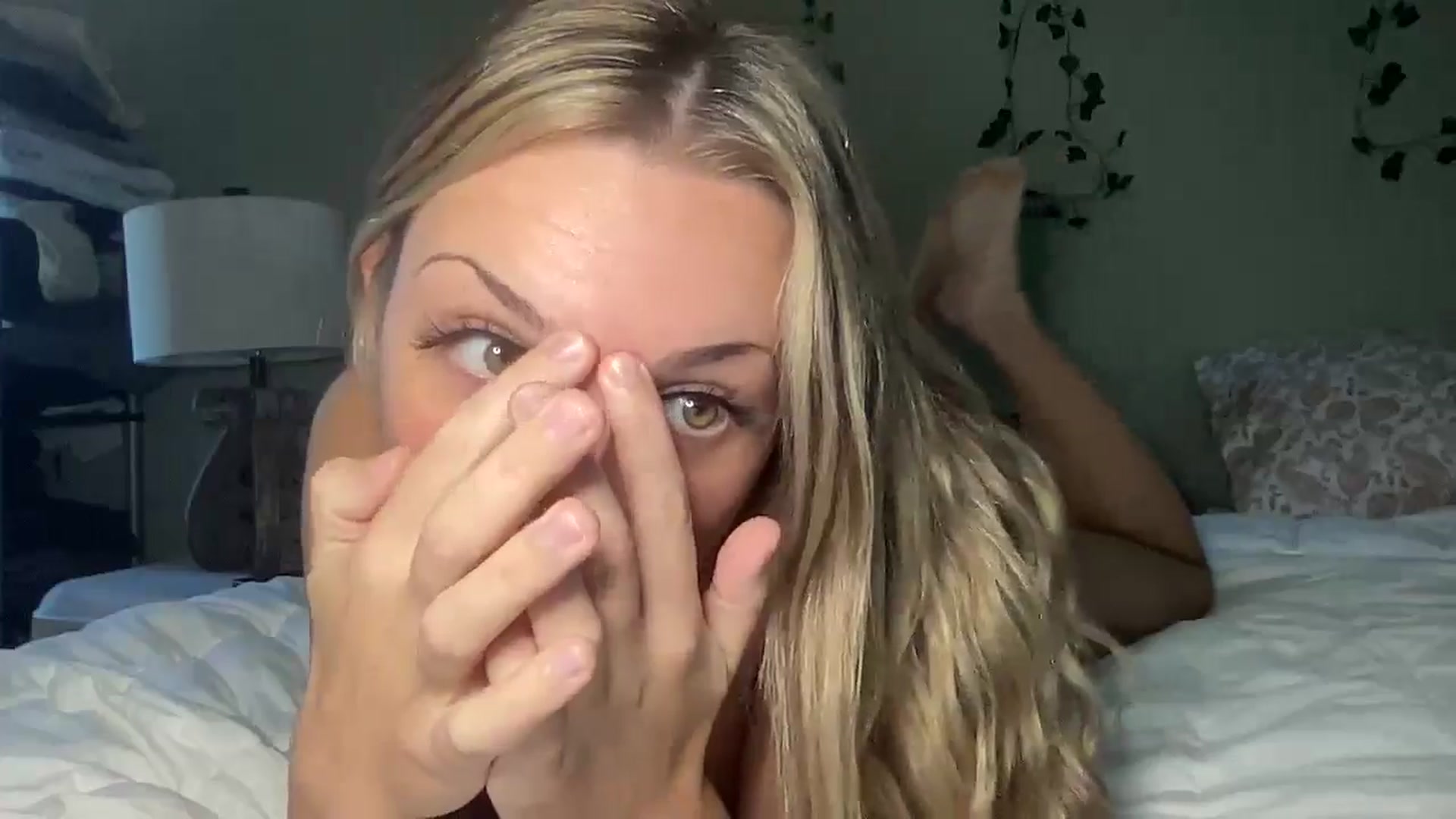 Gallery image thumbnail from Hayleebaby's myfreecams stream on, 09/09/2024, 16:57 image 18 of 20