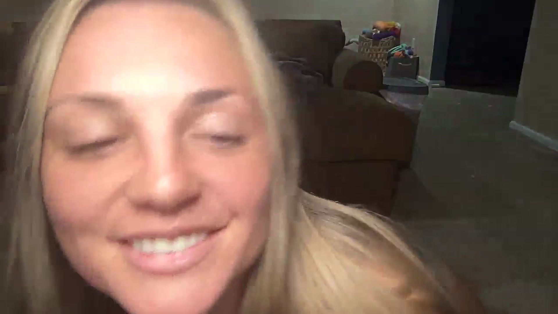 Gallery image thumbnail from Hayleebaby's myfreecams stream on, 09/16/2024, 06:10 image 14 of 20