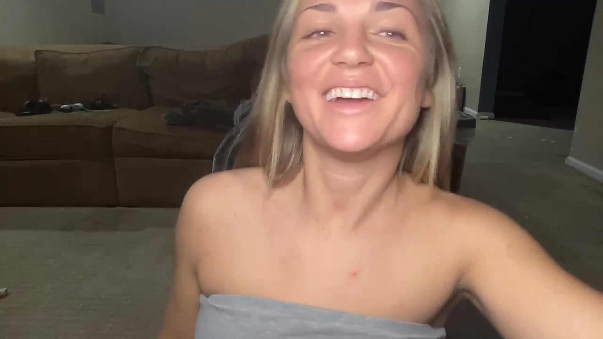 Gallery image thumbnail from Hayleebaby's myfreecams stream on, 09/16/2024, 06:10 image 15 of 20