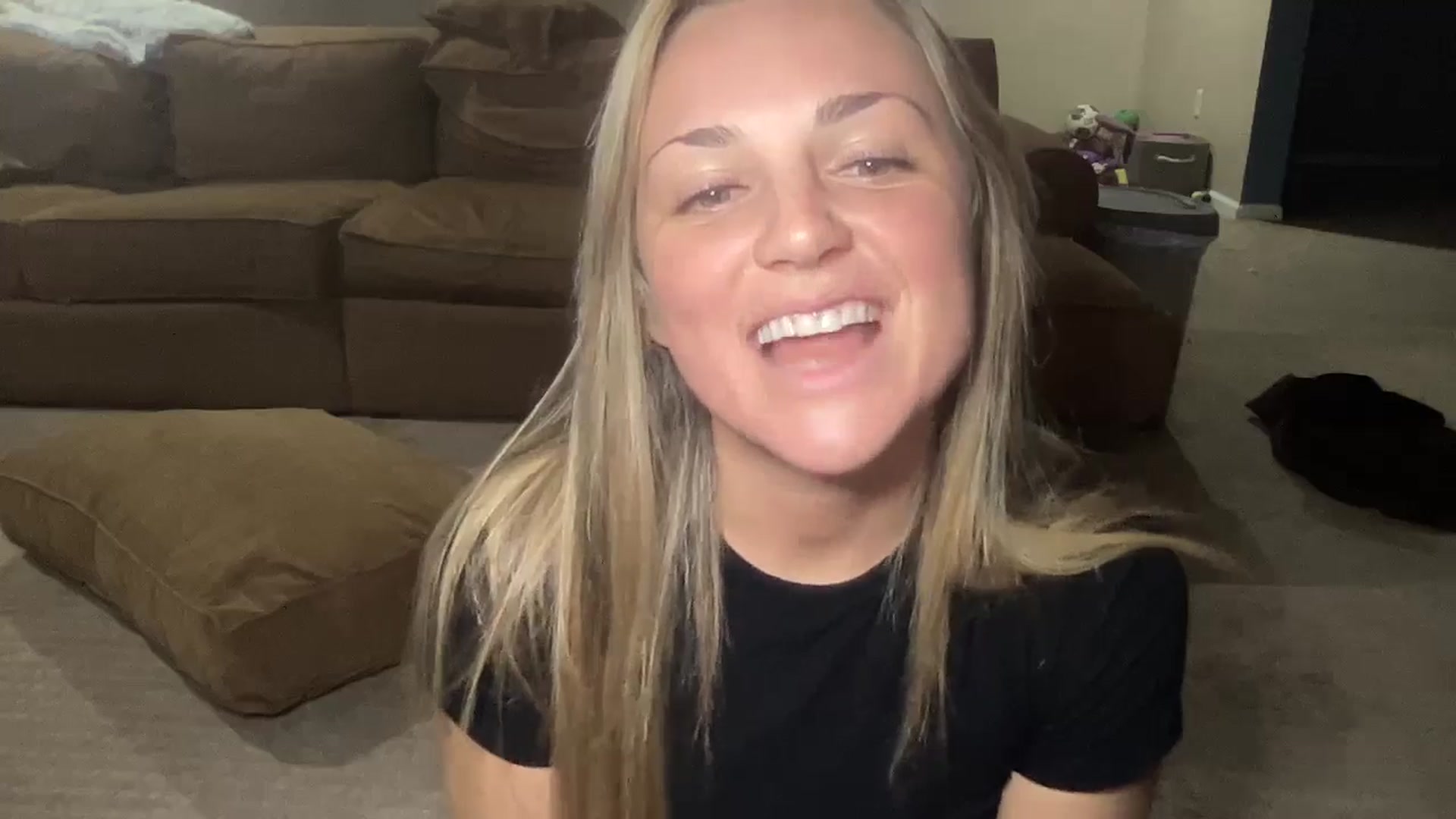 Gallery image thumbnail from Hayleebaby's myfreecams stream on, 10/11/2024, 07:52 image 18 of 20