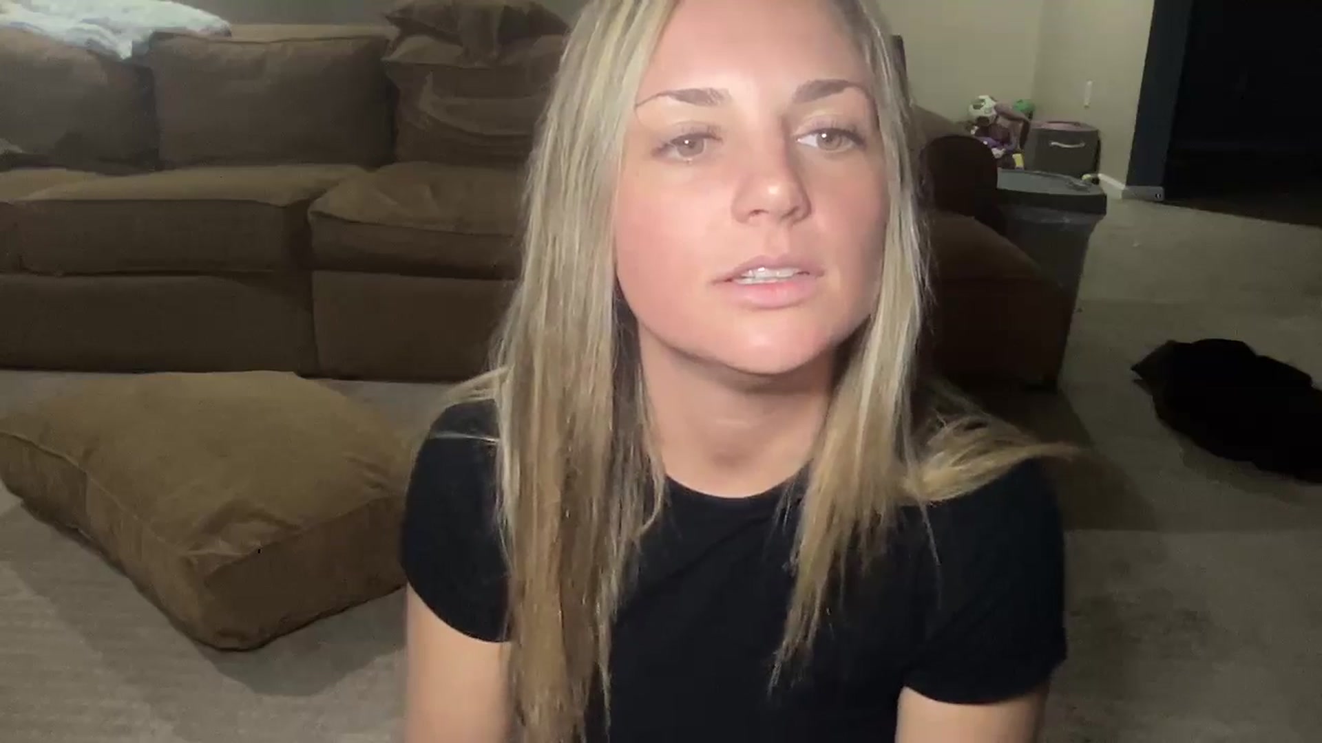 Gallery image thumbnail from Hayleebaby's myfreecams stream on, 10/11/2024, 07:52 image 17 of 20