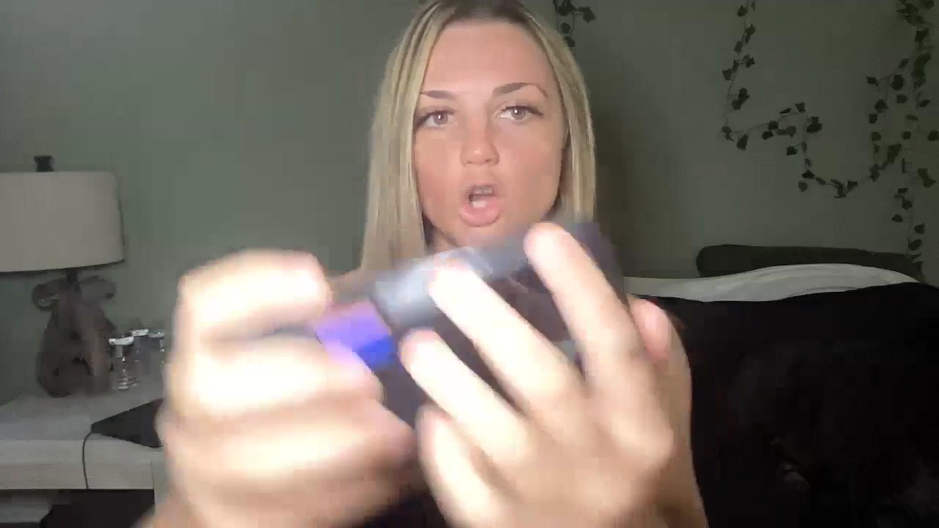 Gallery image thumbnail from Hayleebaby's myfreecams stream on, 10/18/2024, 16:33 image 8 of 20