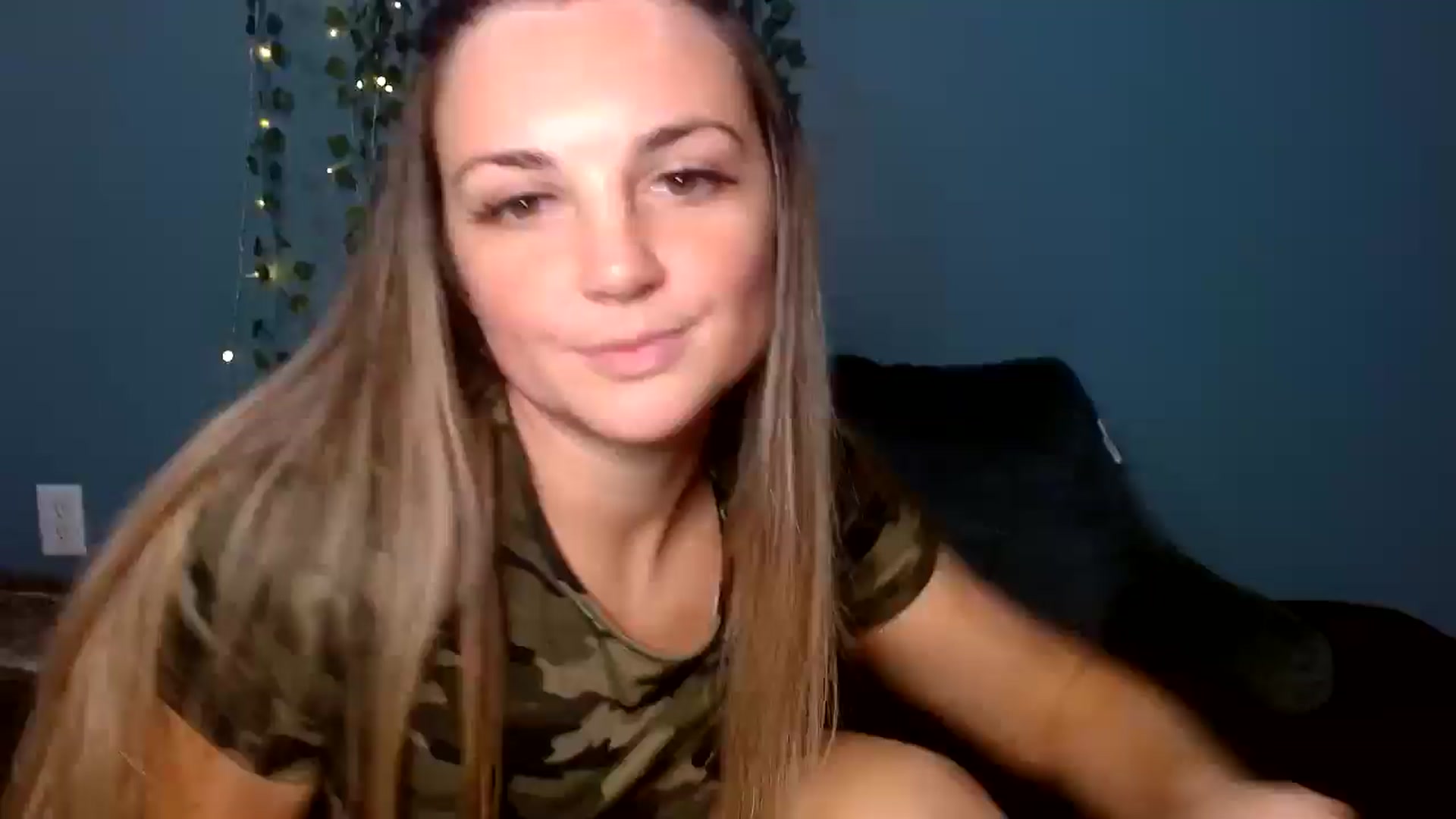 Gallery image thumbnail from Hayleebaby's myfreecams stream on, 11/04/2025, 18:18 image 1 of 20