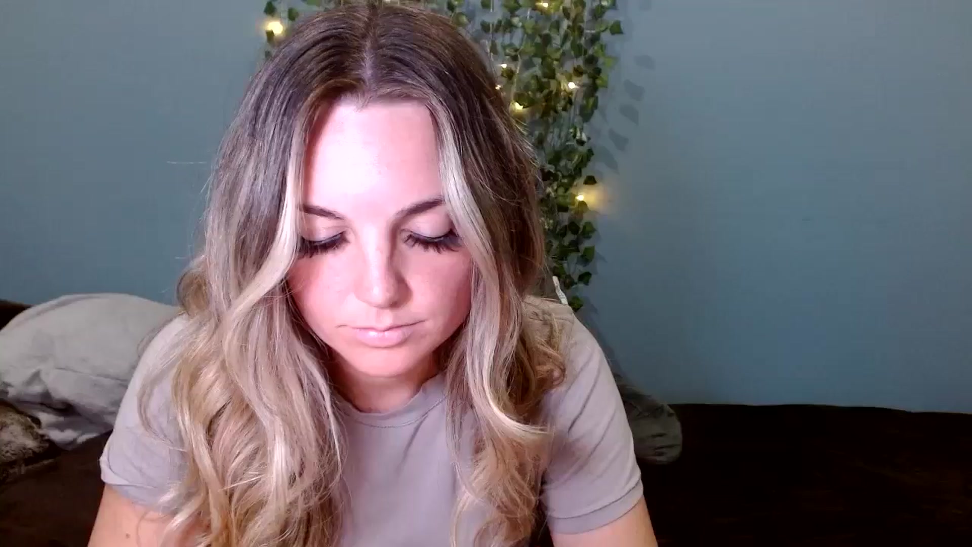 Gallery image thumbnail from Hayleebaby's myfreecams stream on, 11/05/2025, 20:51 image 20 of 20