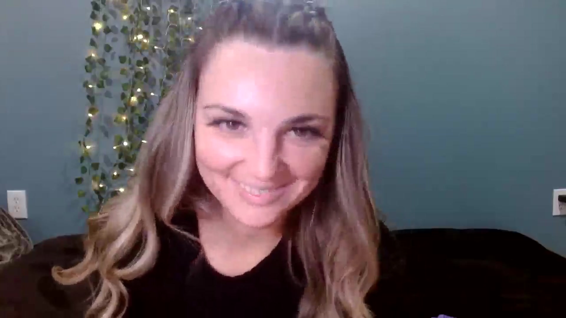 Gallery image thumbnail from Hayleebaby's myfreecams stream on, 11/11/2025, 18:22 image 11 of 20