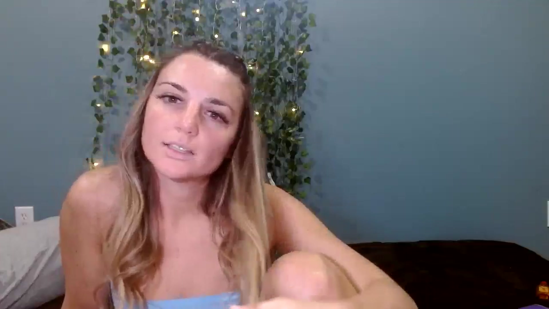Gallery image thumbnail from Hayleebaby's myfreecams stream on, 11/11/2025, 19:43 image 5 of 20