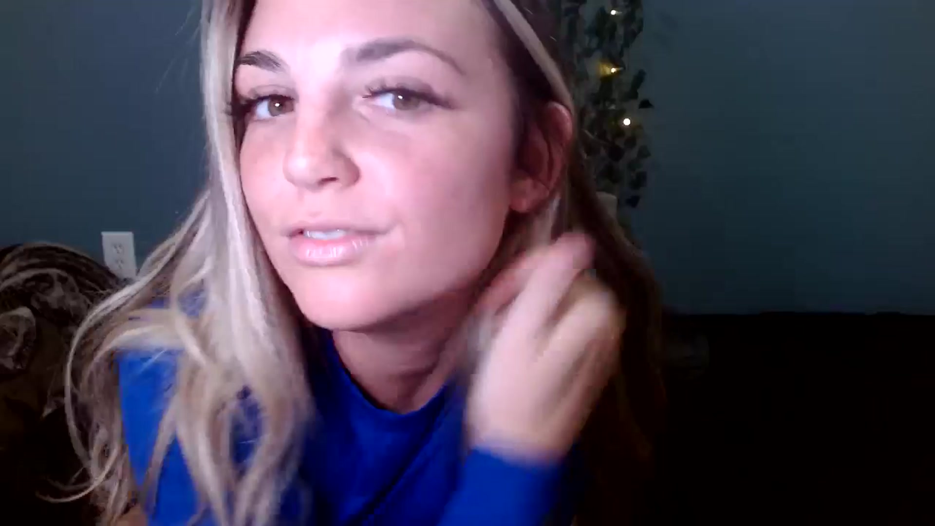 Gallery image thumbnail from Hayleebaby's myfreecams stream on, 11/14/2025, 18:28 image 10 of 20