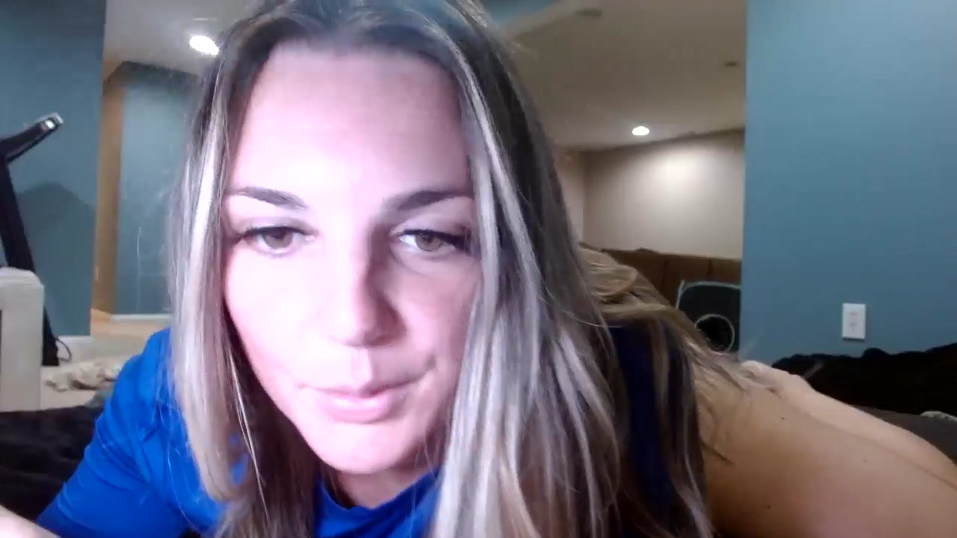 Gallery image thumbnail from Hayleebaby's myfreecams stream on, 11/14/2025, 21:02 image 12 of 20