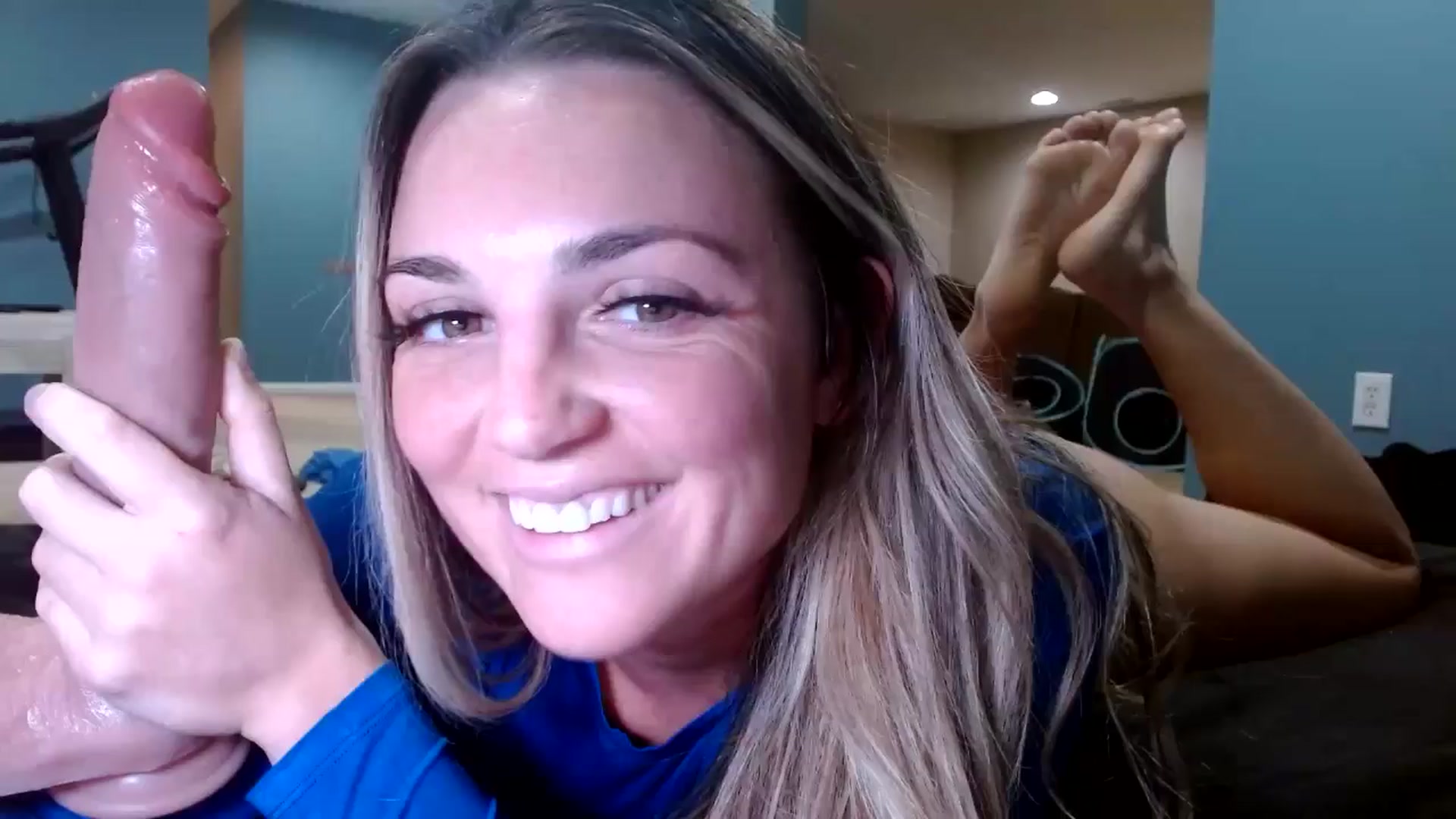 Gallery image thumbnail from Hayleebaby's myfreecams stream on, 11/14/2025, 21:02 image 14 of 20